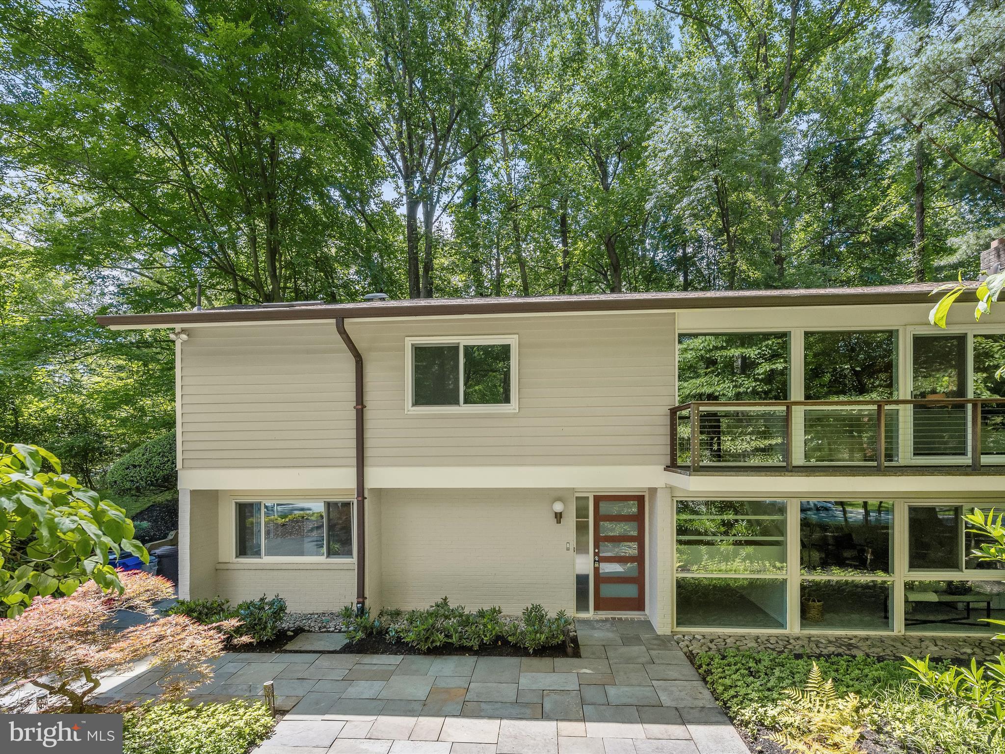 CARDEROCK SPRINGS - Residential