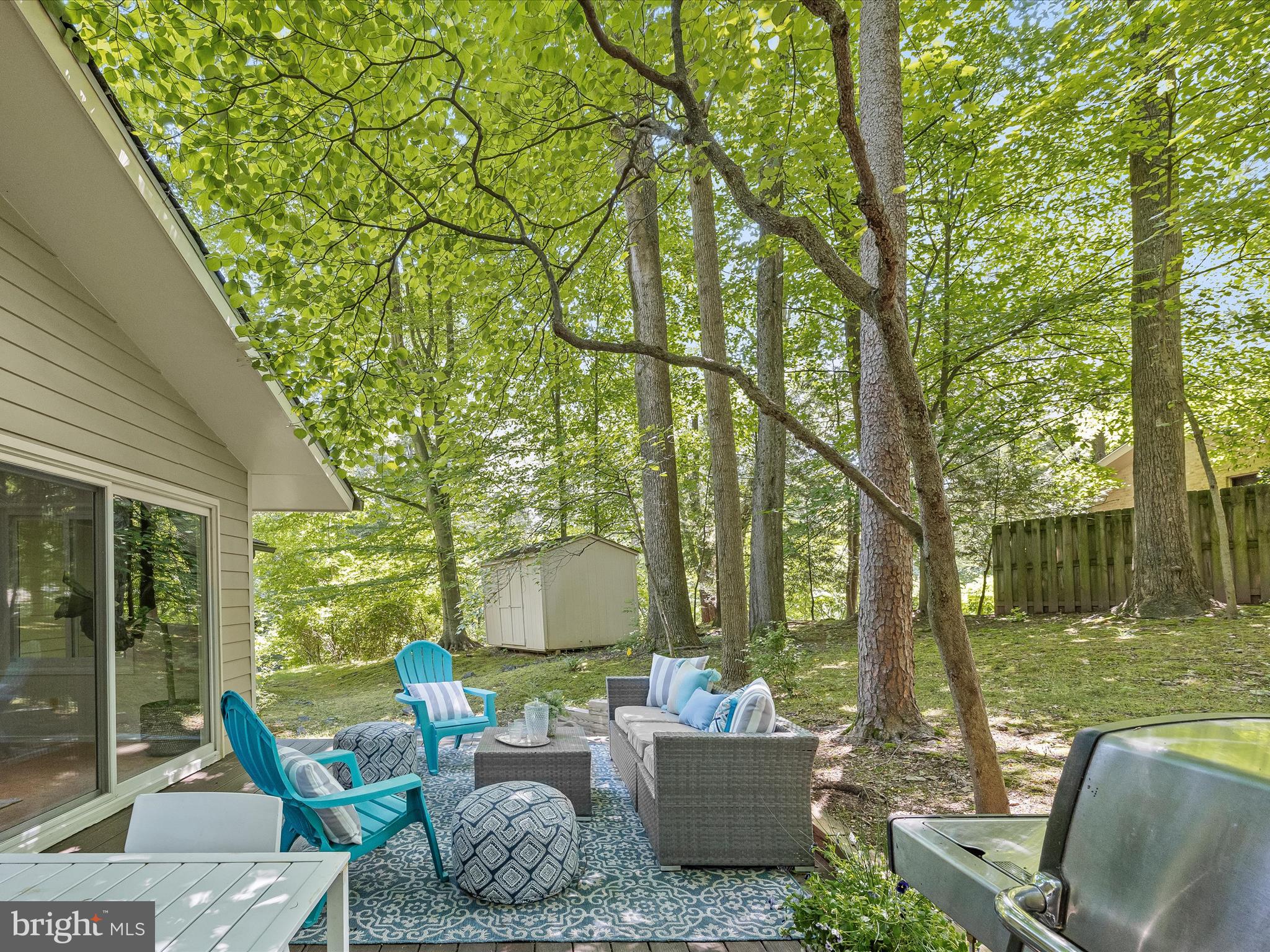 CARDEROCK SPRINGS - Residential