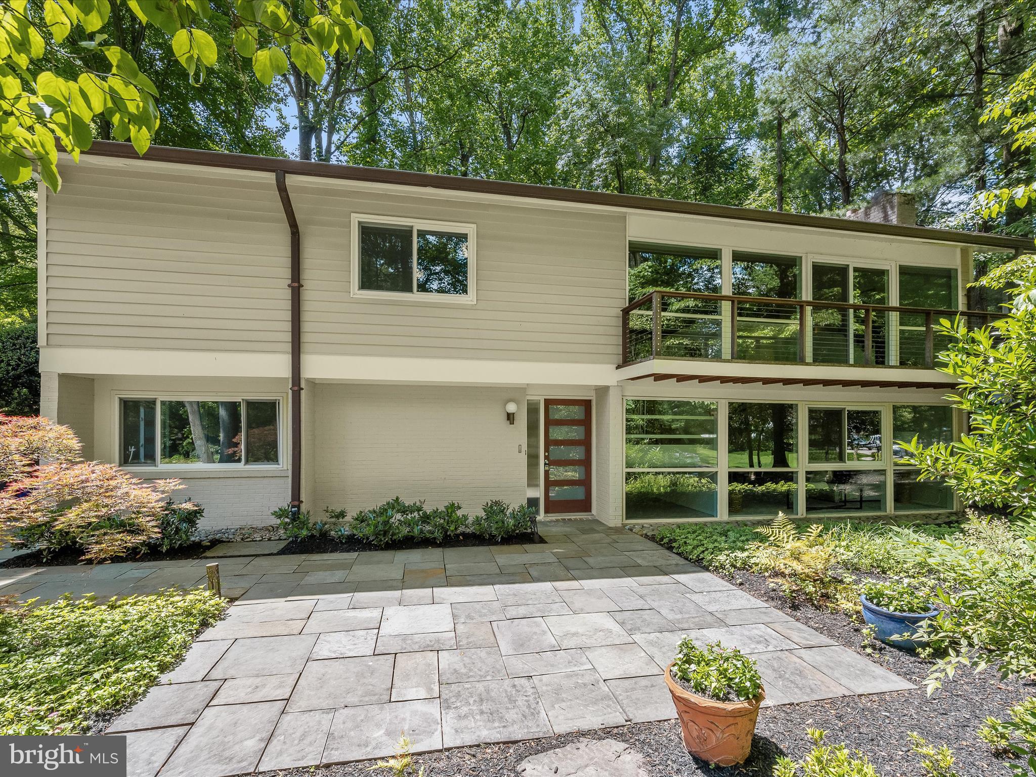 CARDEROCK SPRINGS - Residential