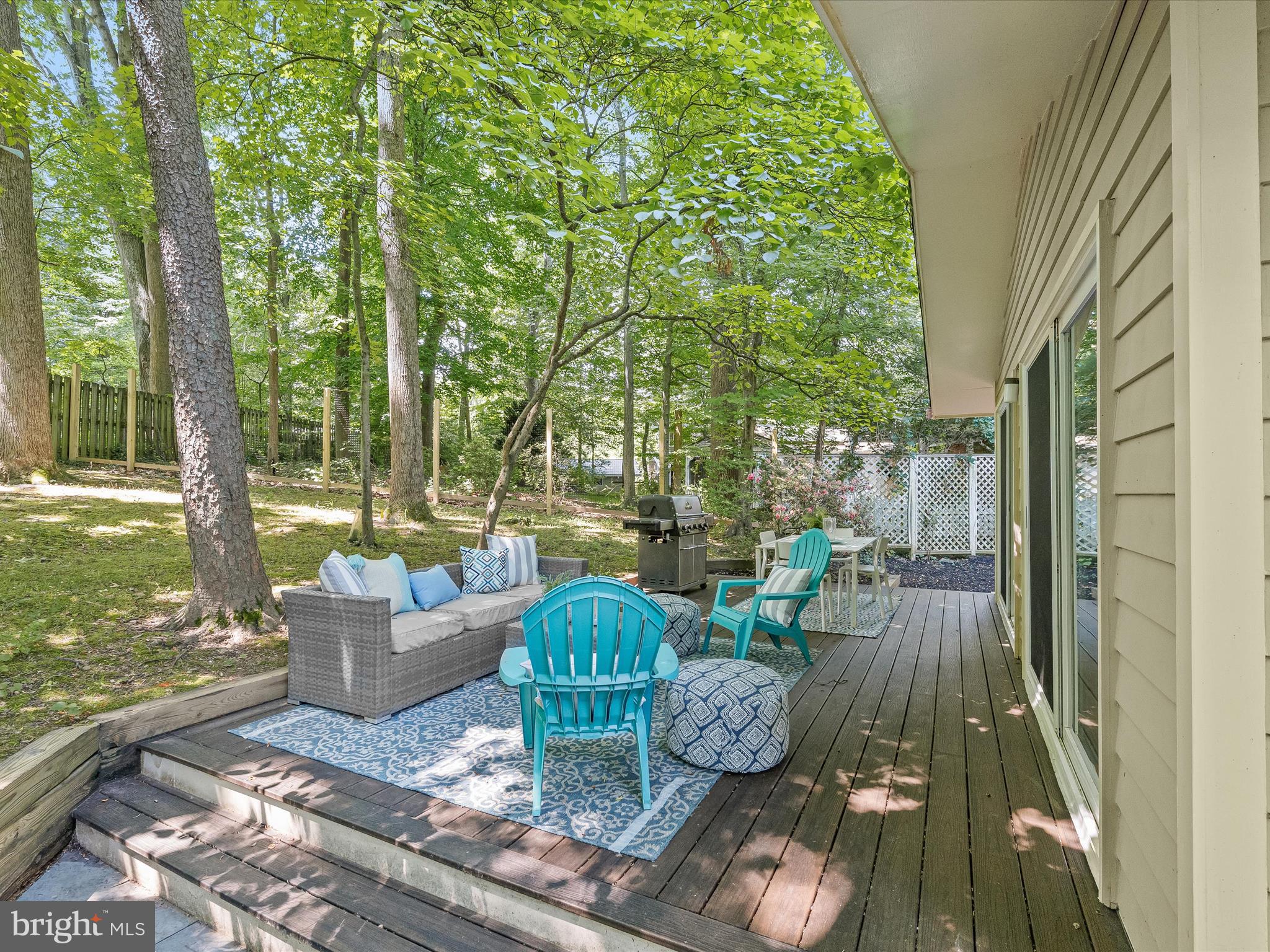 CARDEROCK SPRINGS - Residential