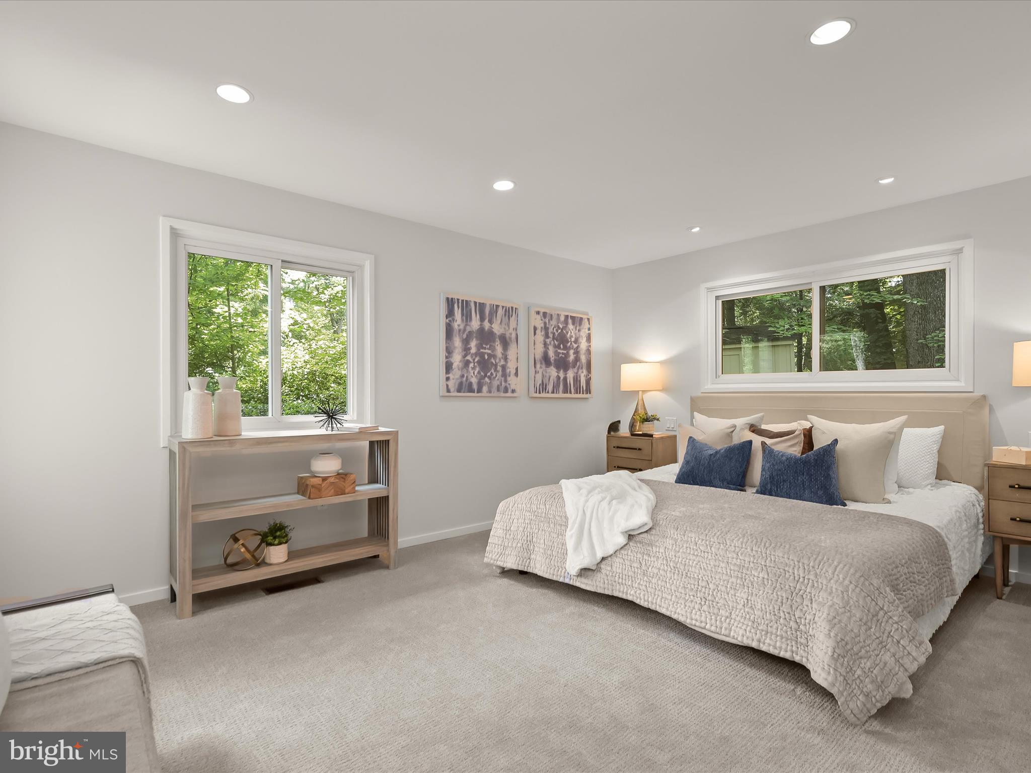 CARDEROCK SPRINGS - Residential