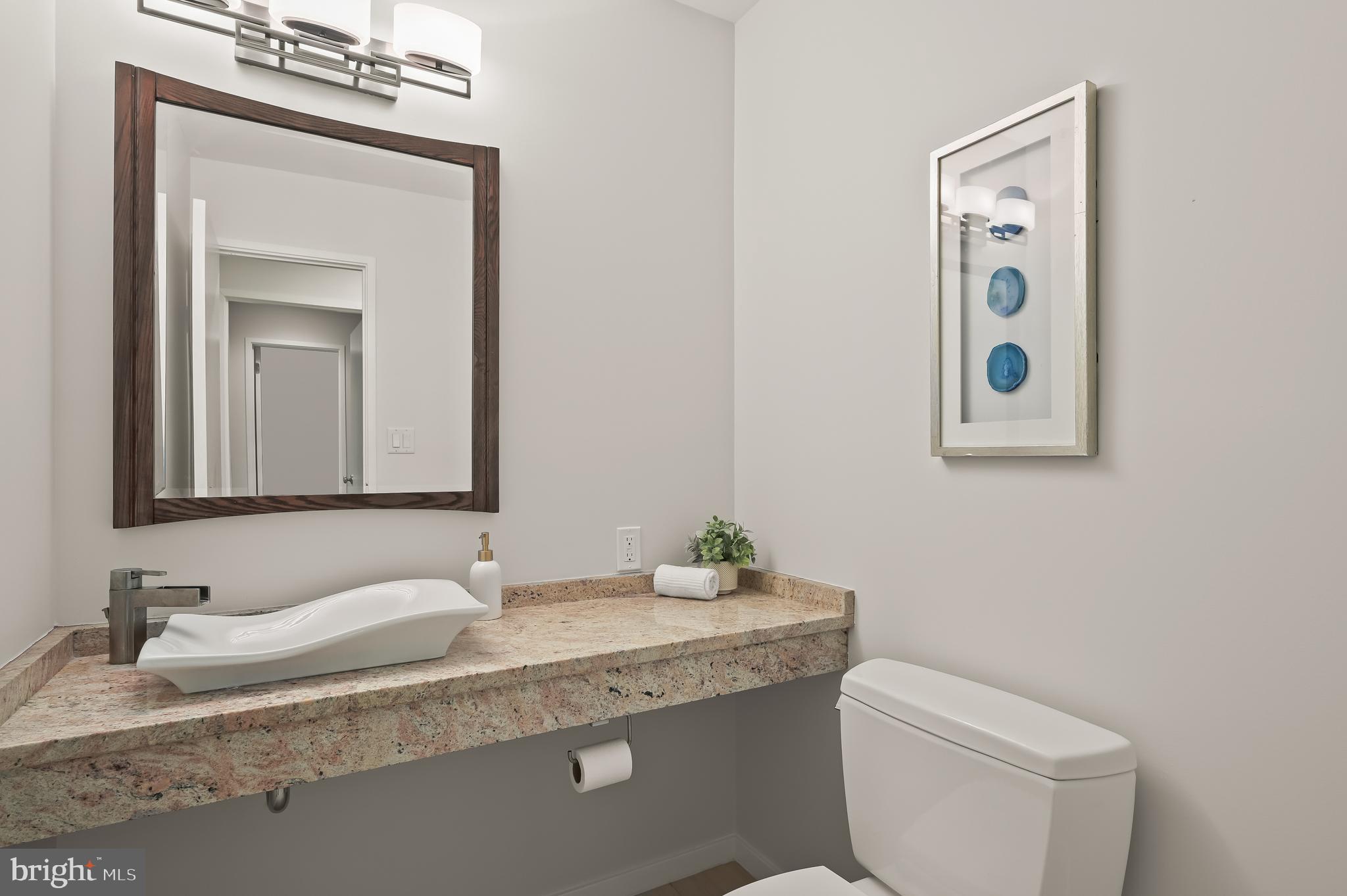 CARDEROCK SPRINGS - Residential