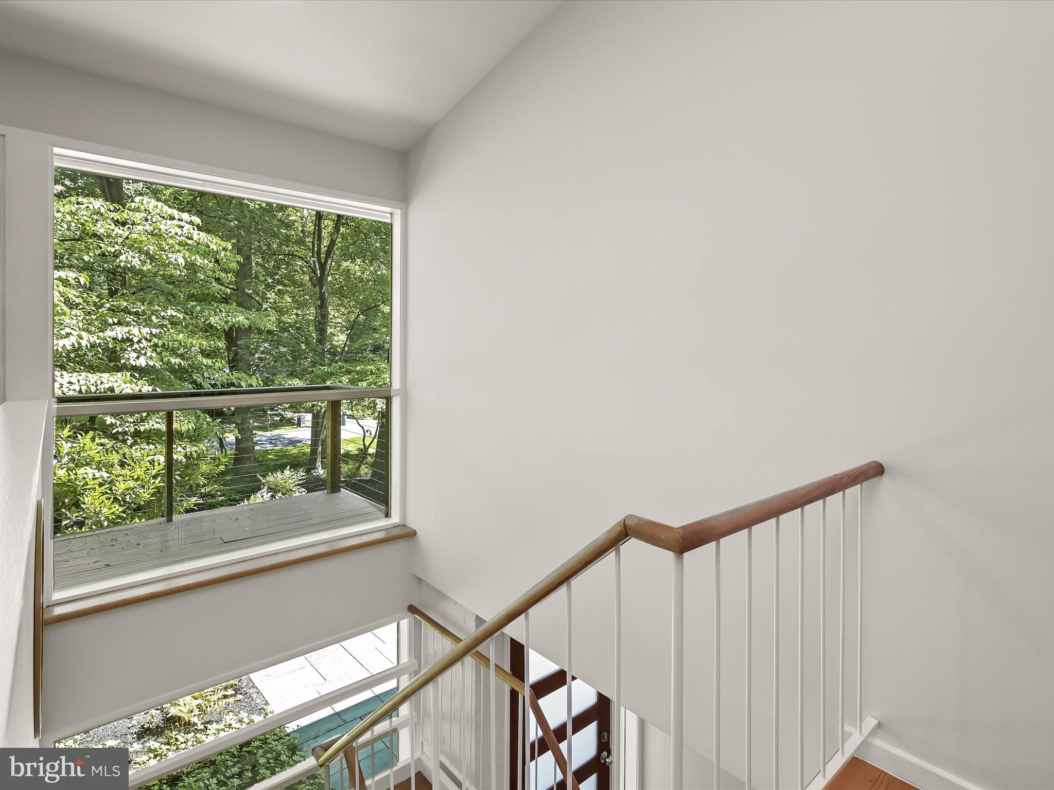 CARDEROCK SPRINGS - Residential