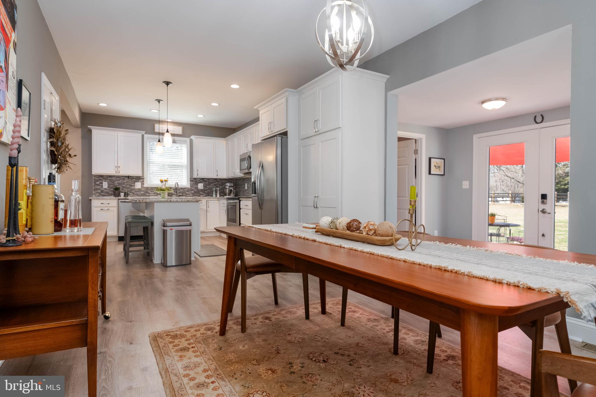 FALLSTON MANOR - Residential