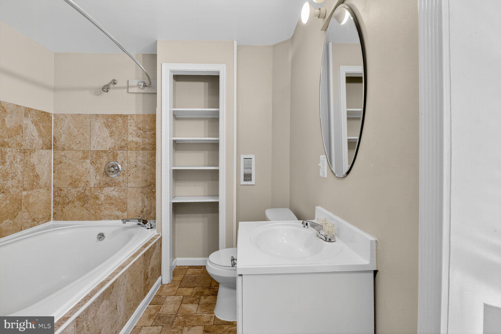 FEDERAL HILL HISTORIC DISTRICT - Residential Lease