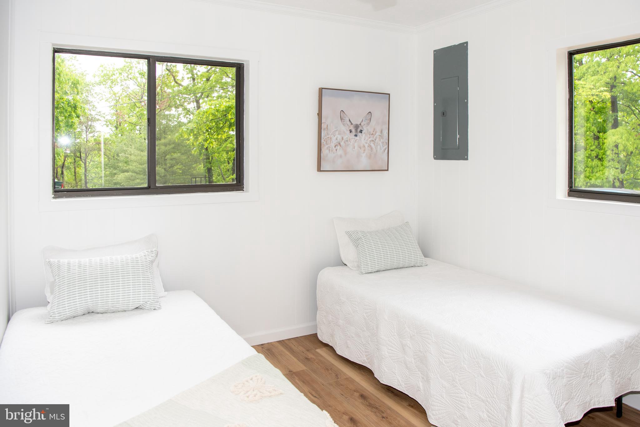 CABIN AT LOST RIVER - Residential