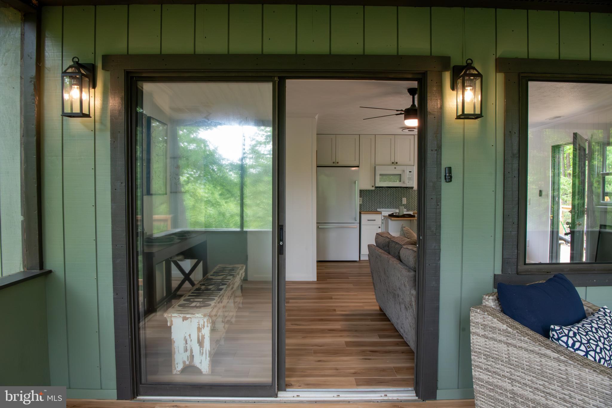 CABIN AT LOST RIVER - Residential