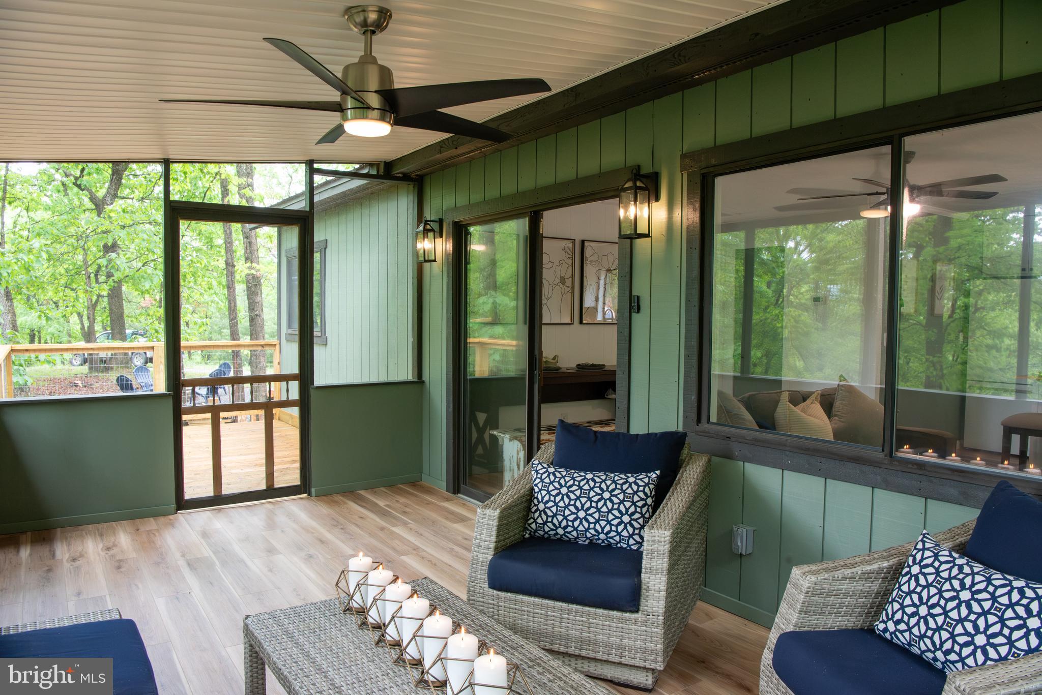 CABIN AT LOST RIVER - Residential