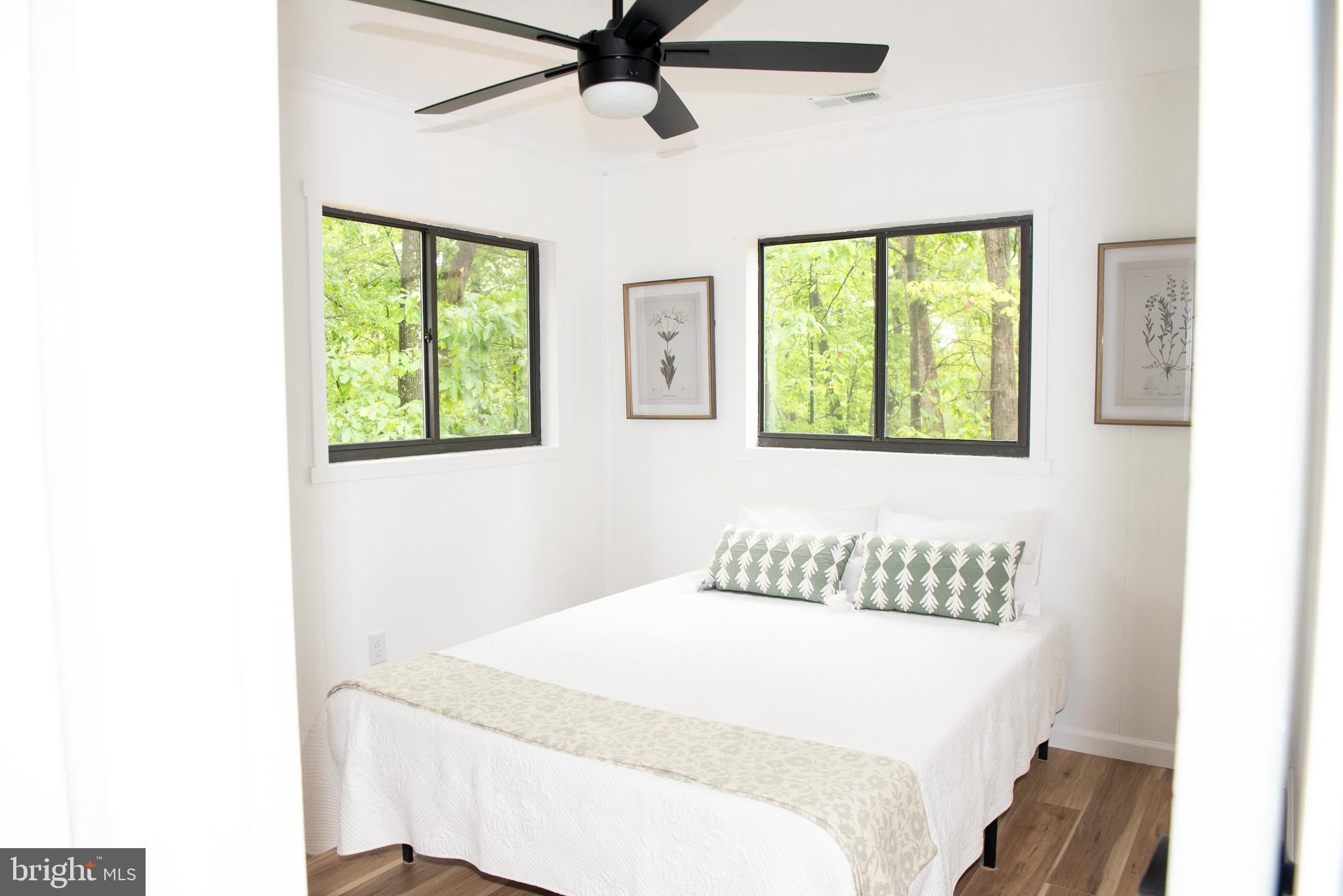 CABIN AT LOST RIVER - Residential