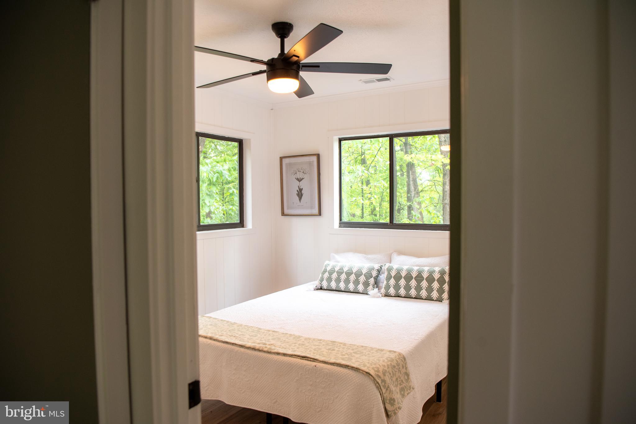 CABIN AT LOST RIVER - Residential