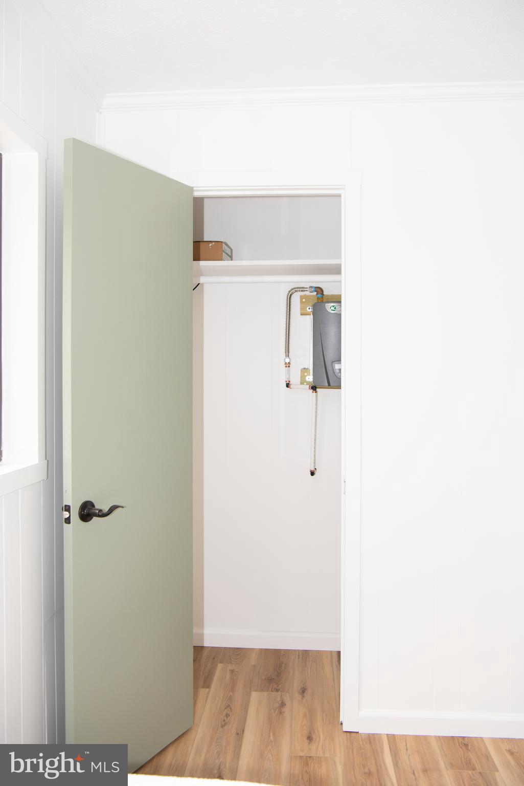 CABIN AT LOST RIVER - Residential