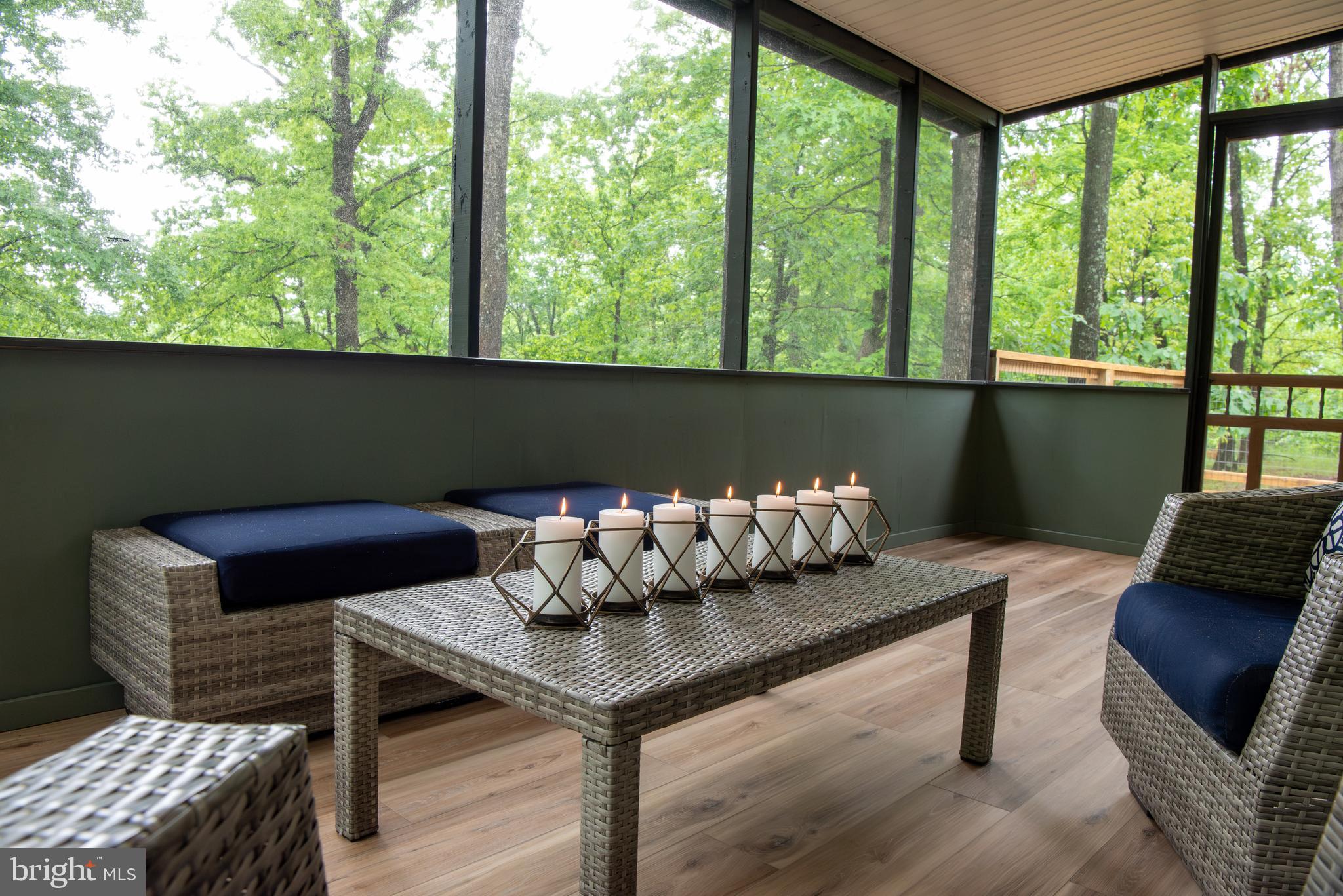 CABIN AT LOST RIVER - Residential