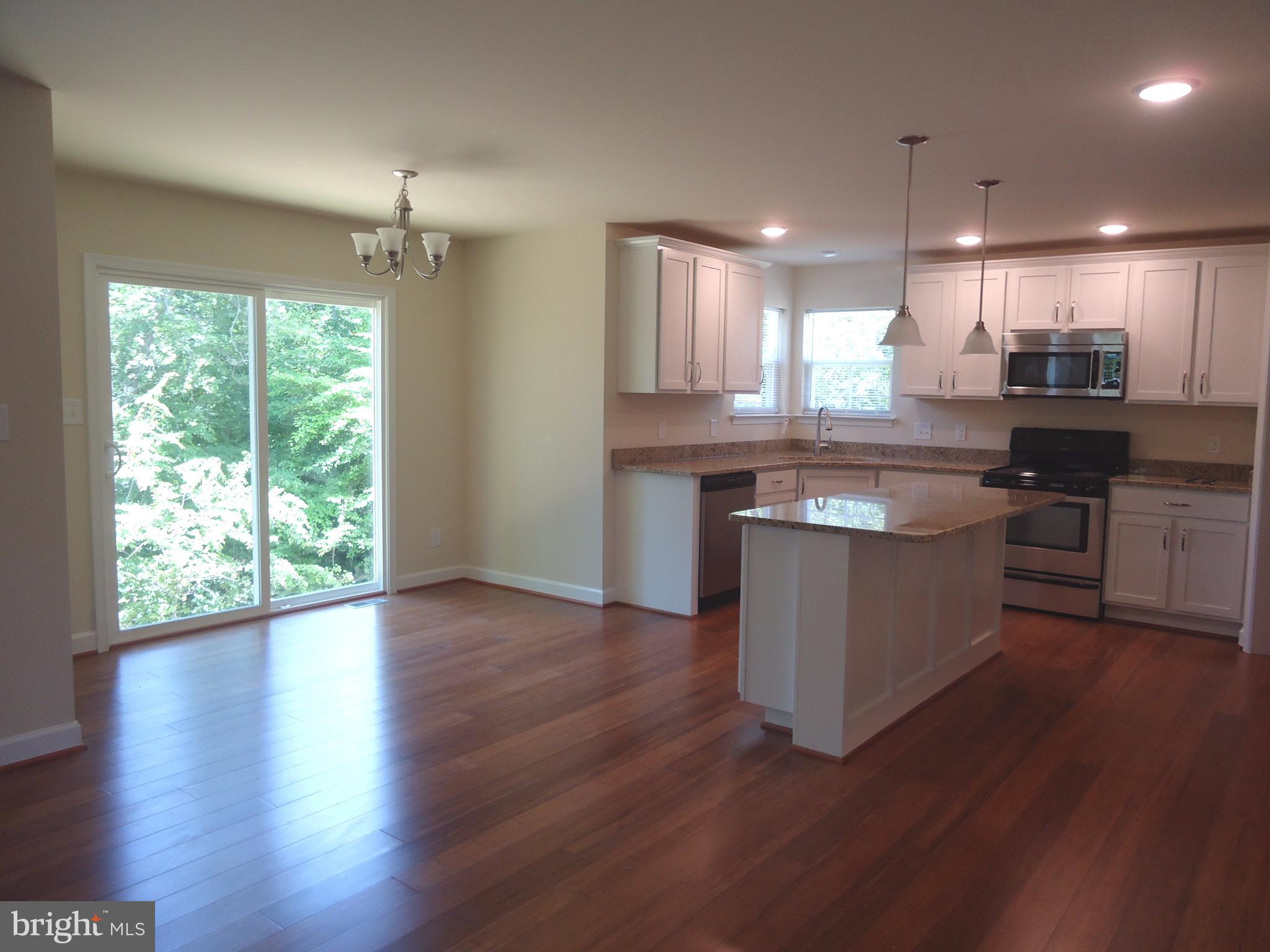 DABNEY WOODS - Residential Lease