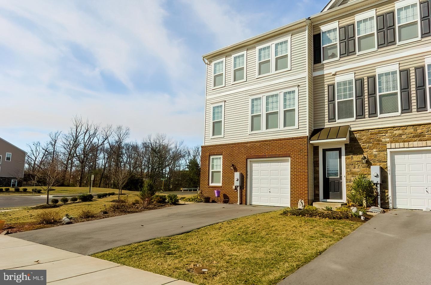 FIELDSTONE - Residential