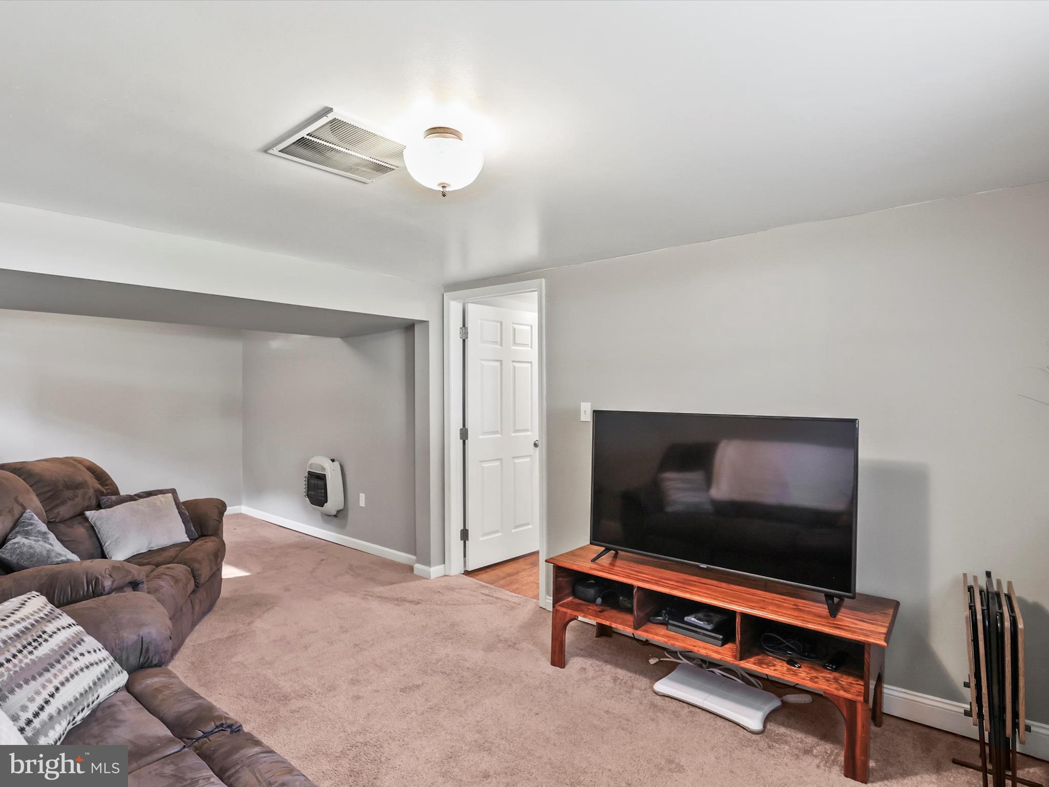 LIBERTY WOODS - Residential