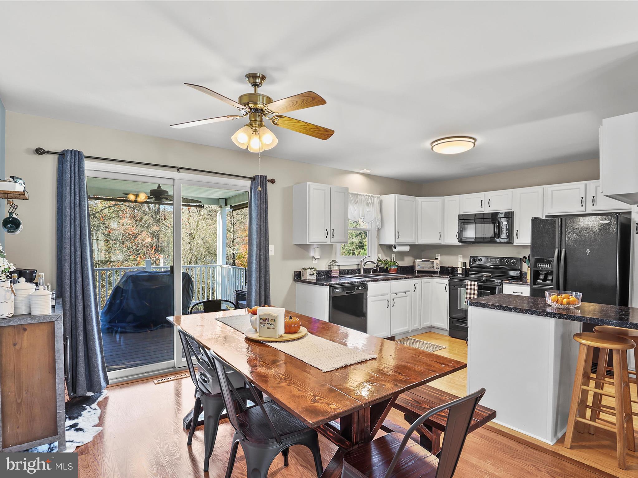 LIBERTY WOODS - Residential