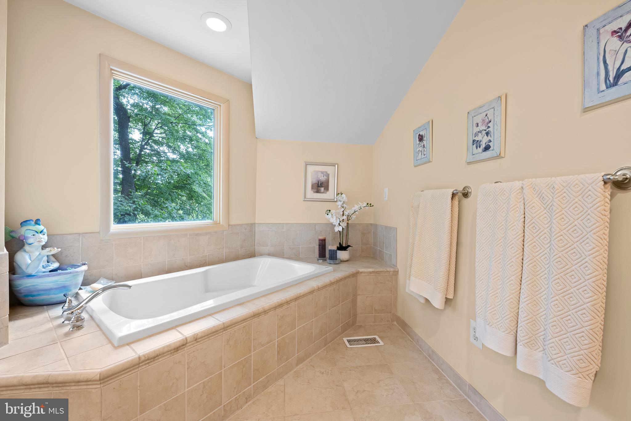 GULPH MILLS VIL - Residential