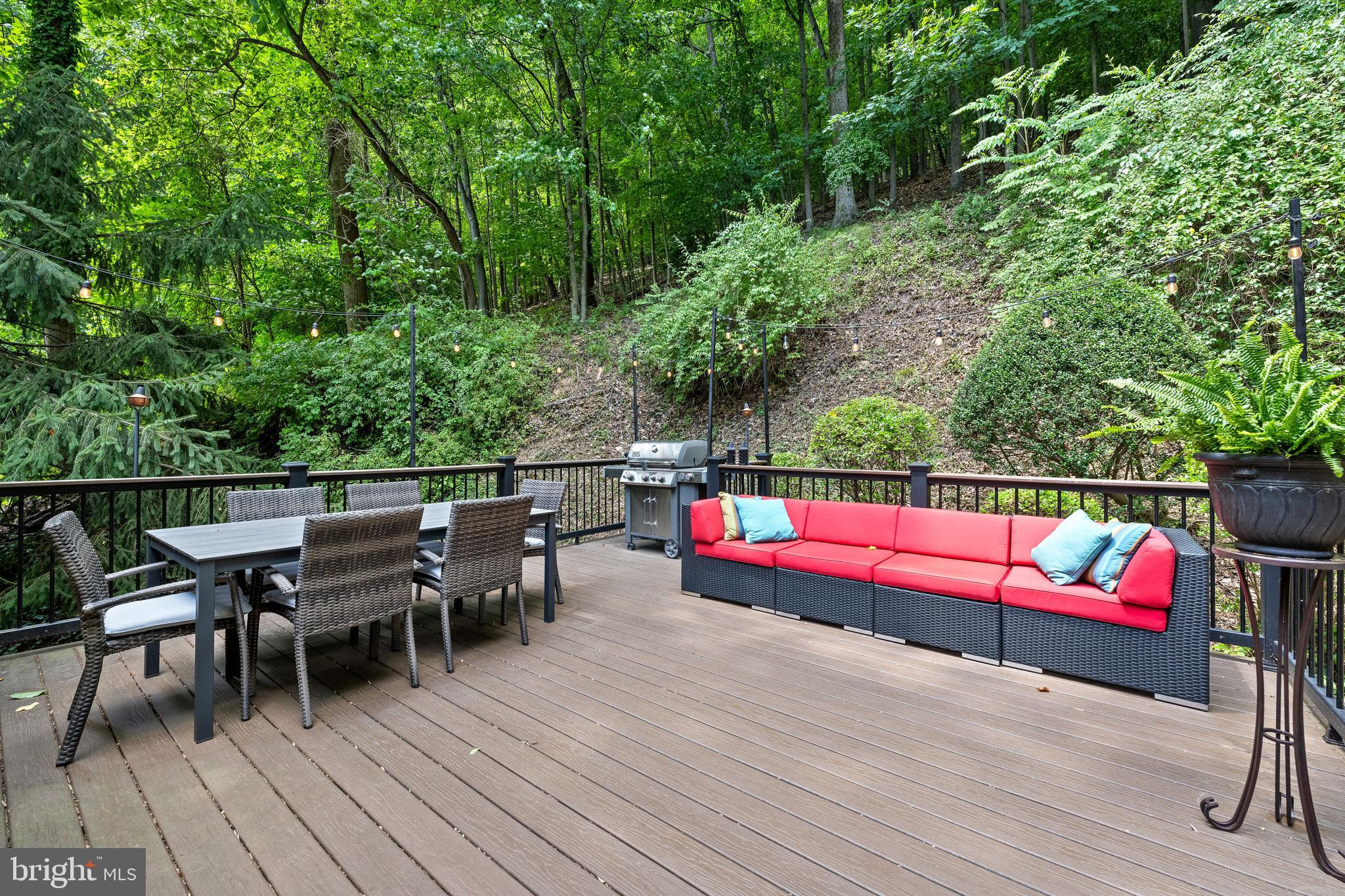 GULPH MILLS VIL - Residential