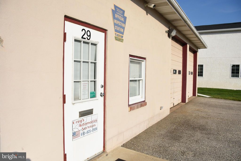 Photo of 29 E Germantown Pike, PLYMOUTH MEETING, PA 19462 (MLS # PAMC2155850)