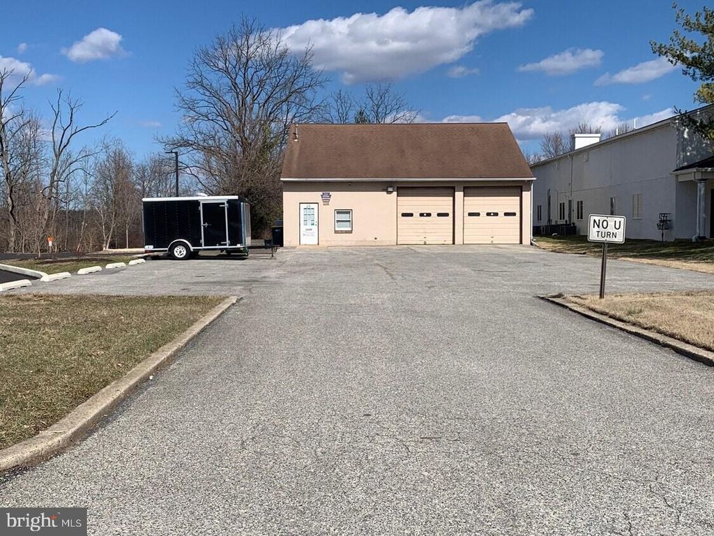 Photo of 29 E Germantown Pike, PLYMOUTH MEETING, PA 19462 (MLS # PAMC2155850)