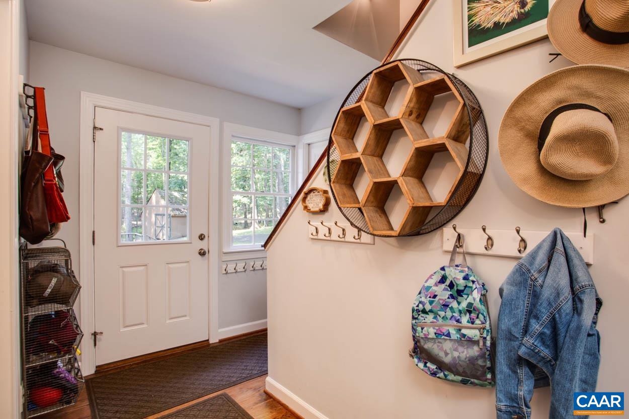 IVY OAKS - Residential