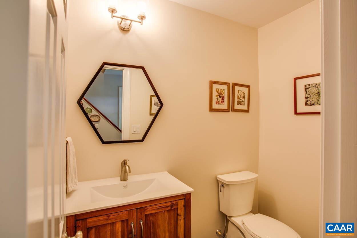 IVY OAKS - Residential