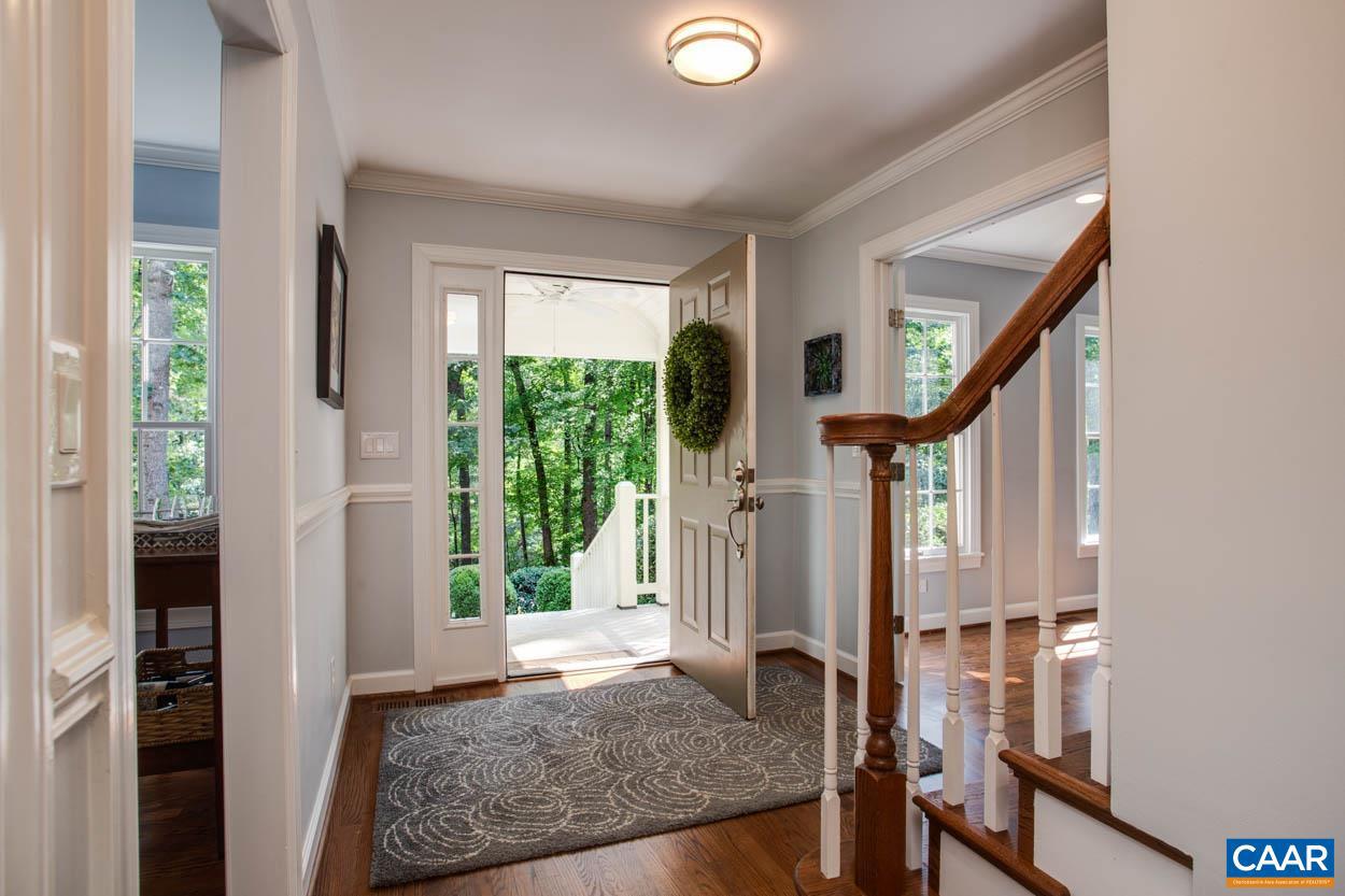 IVY OAKS - Residential