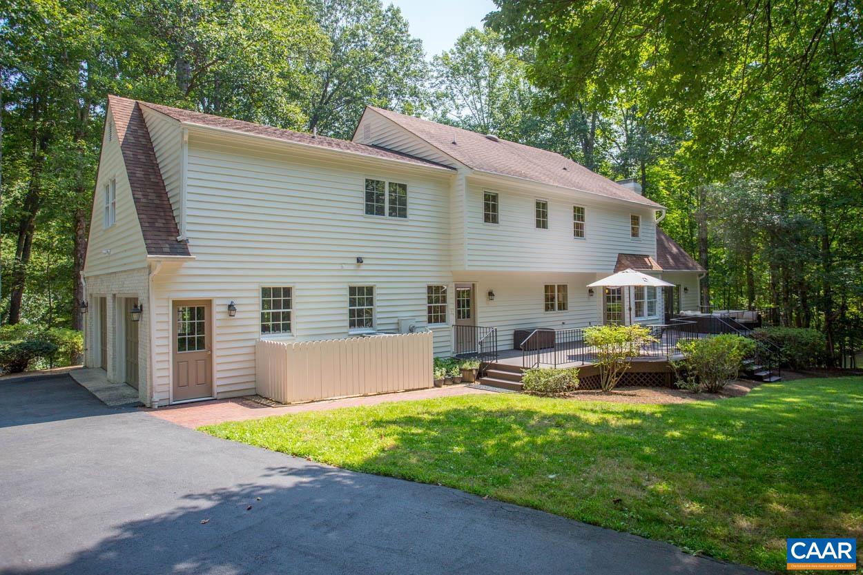 IVY OAKS - Residential