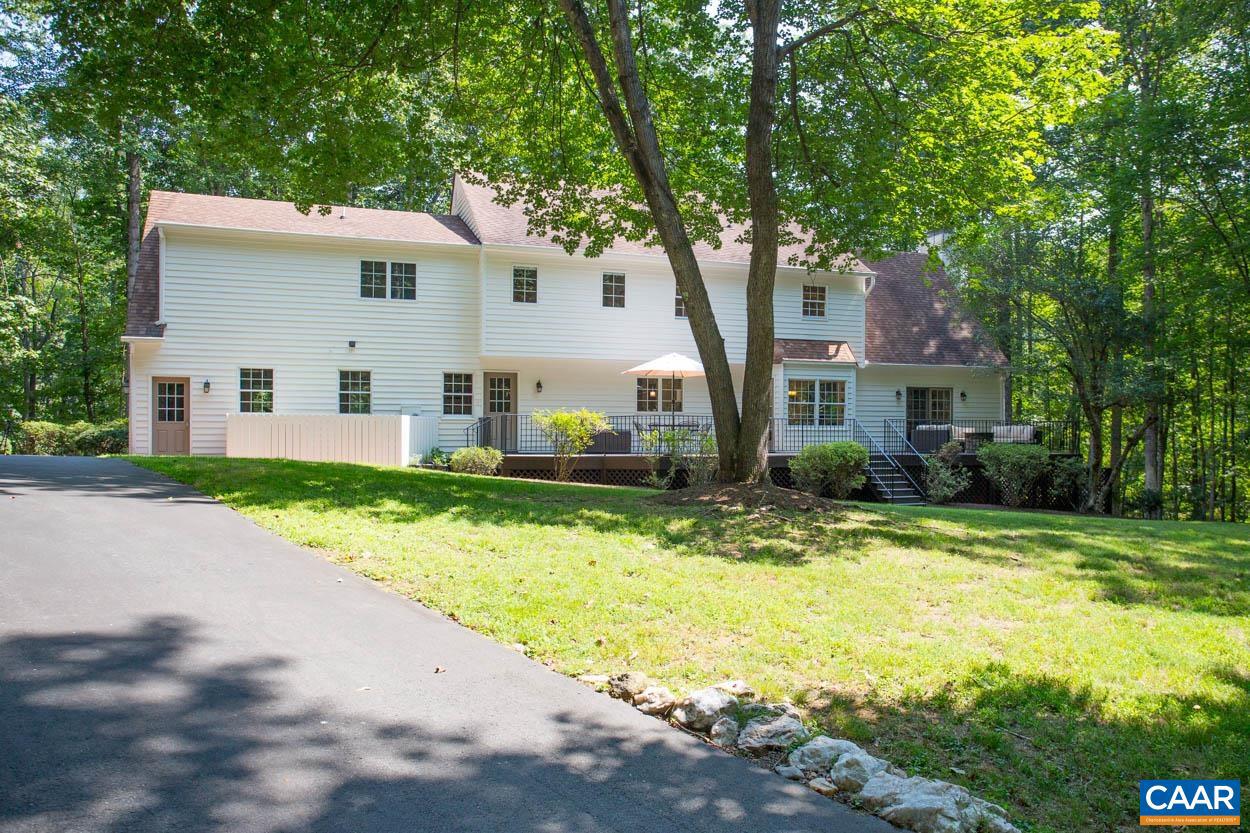 IVY OAKS - Residential