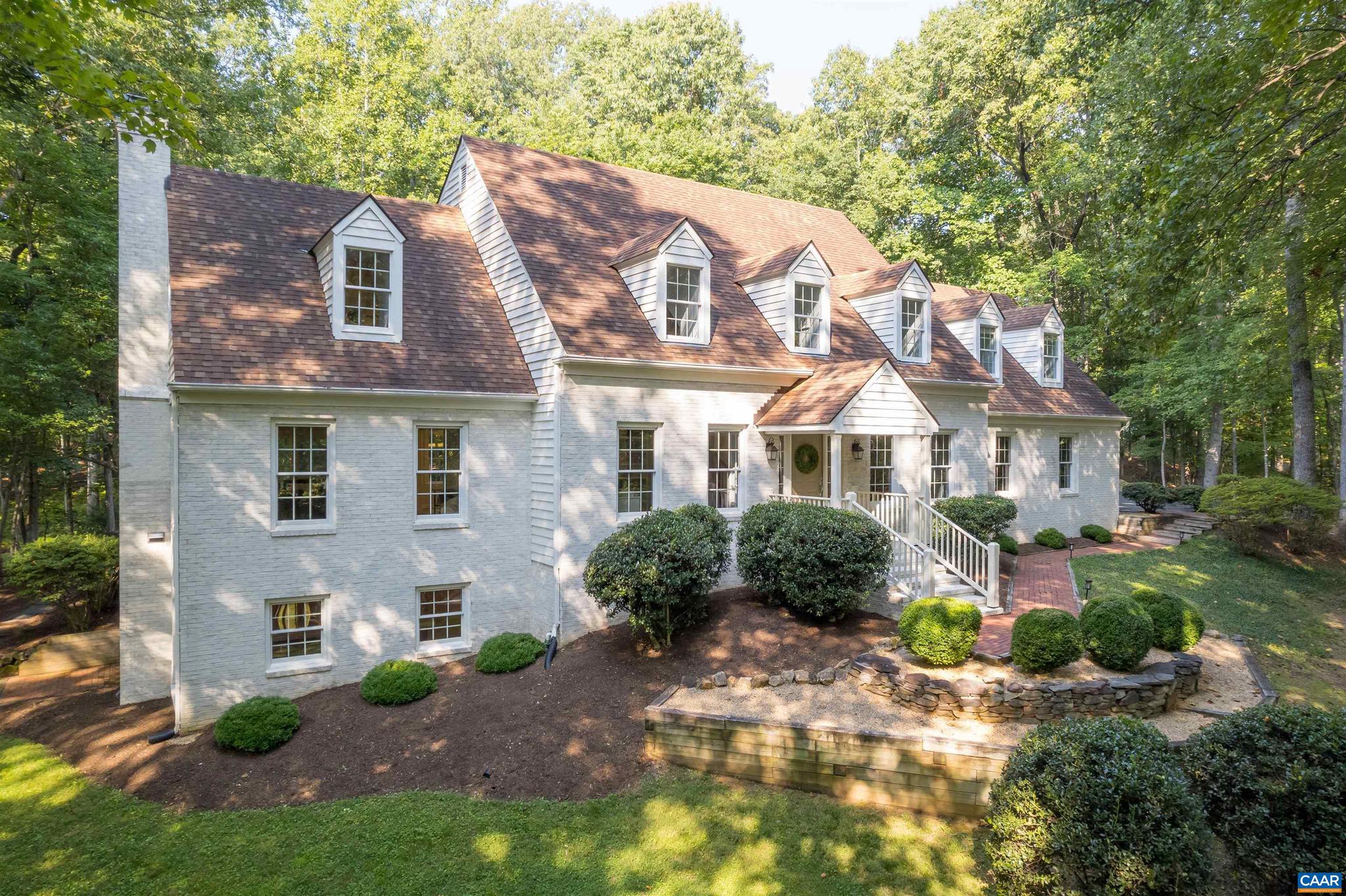 IVY OAKS - Residential