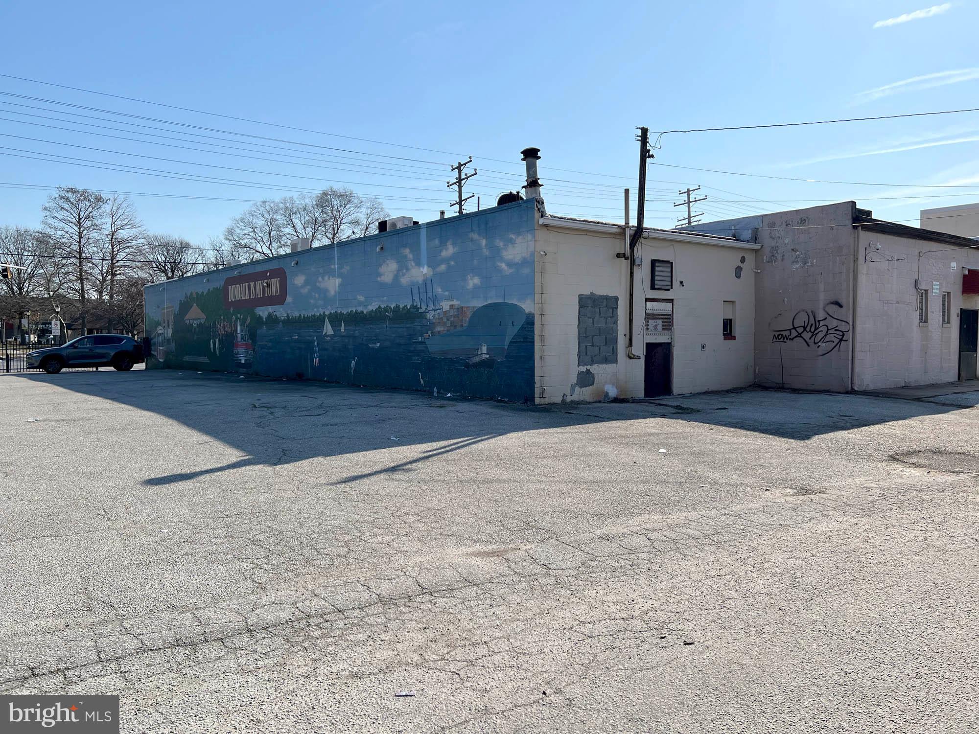 DUNDALK - Commercial Sale