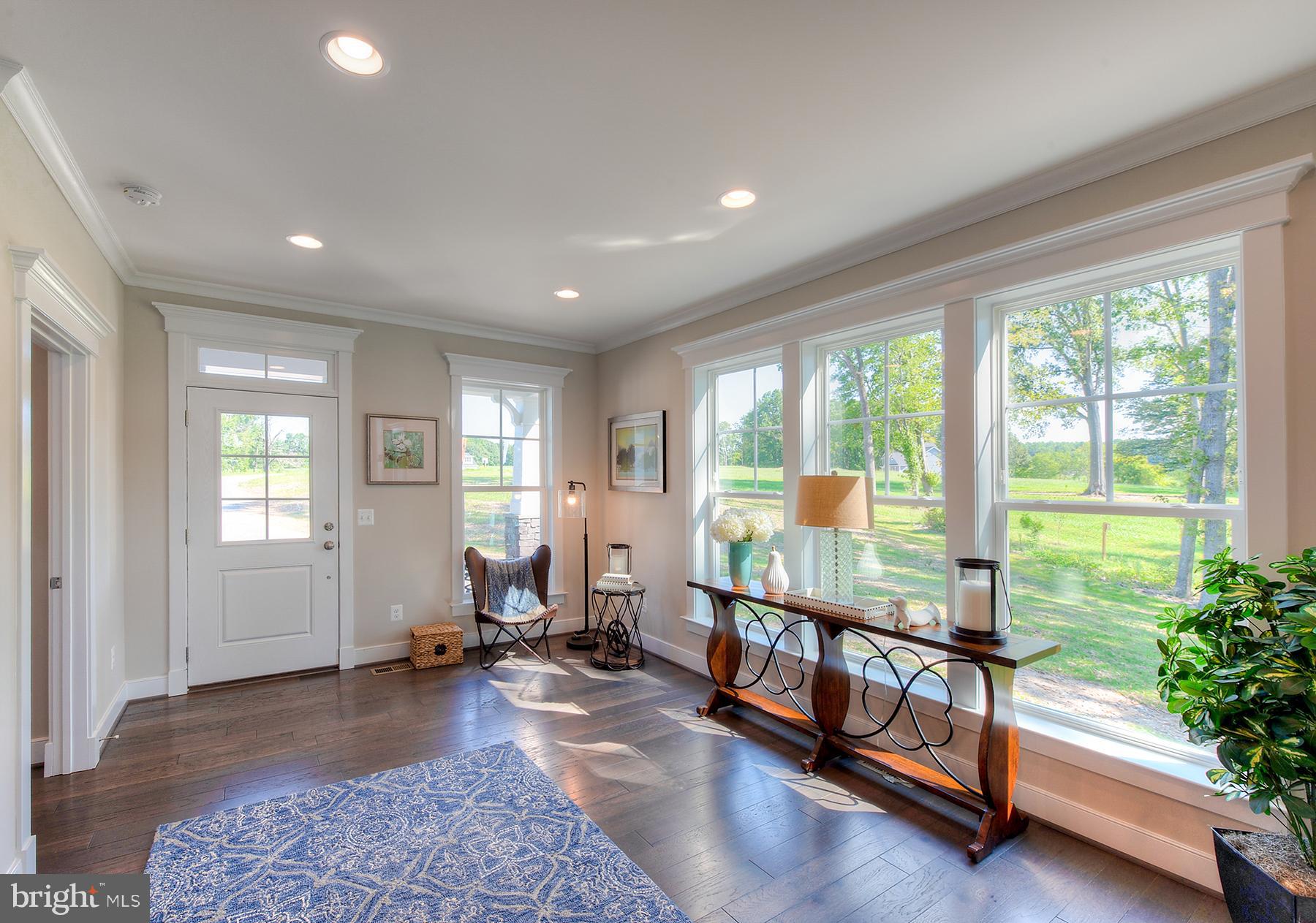 33 SHORELINE DRIVE