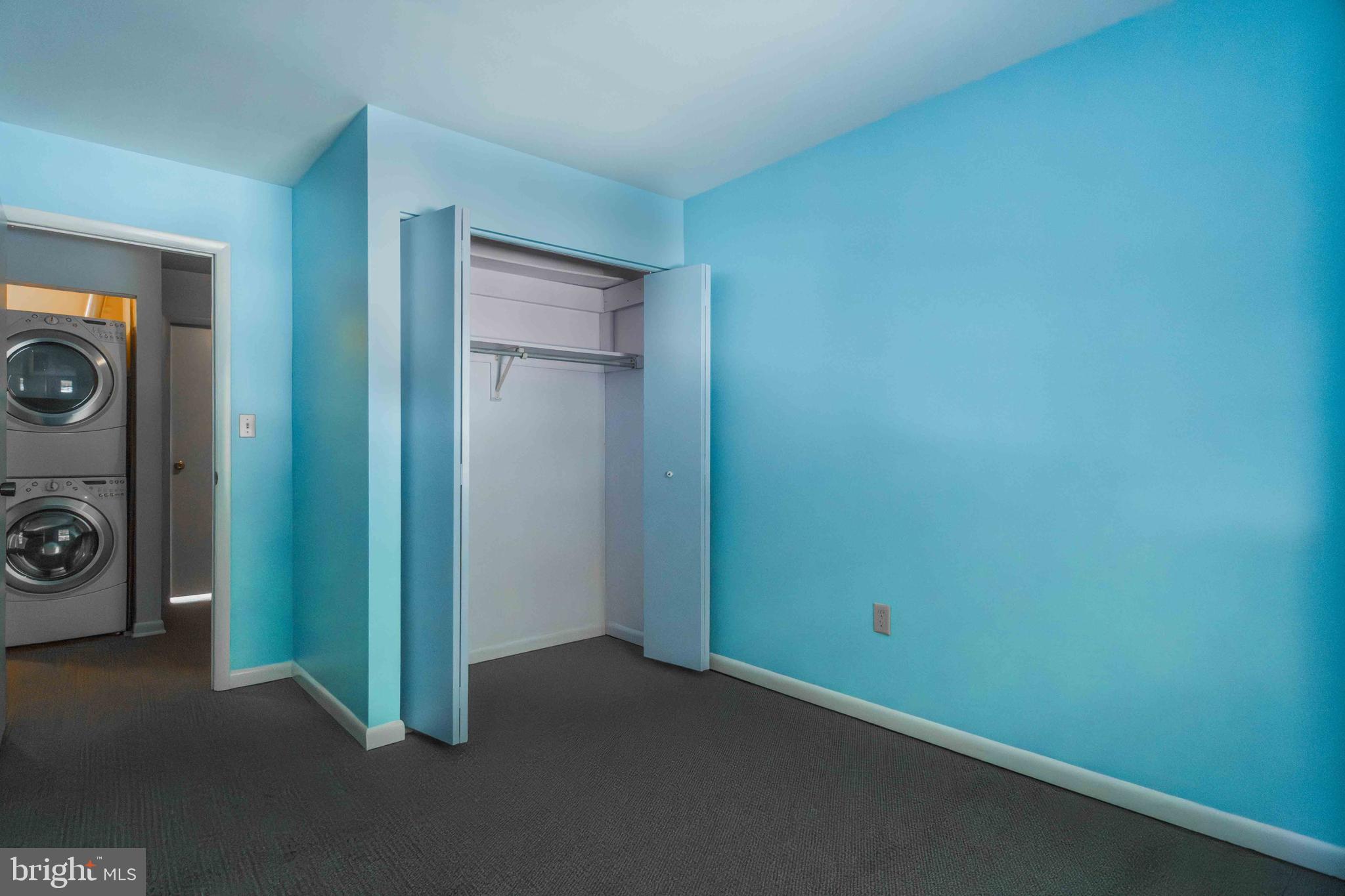 PARKSIDE TOWNHOMES - Residential
