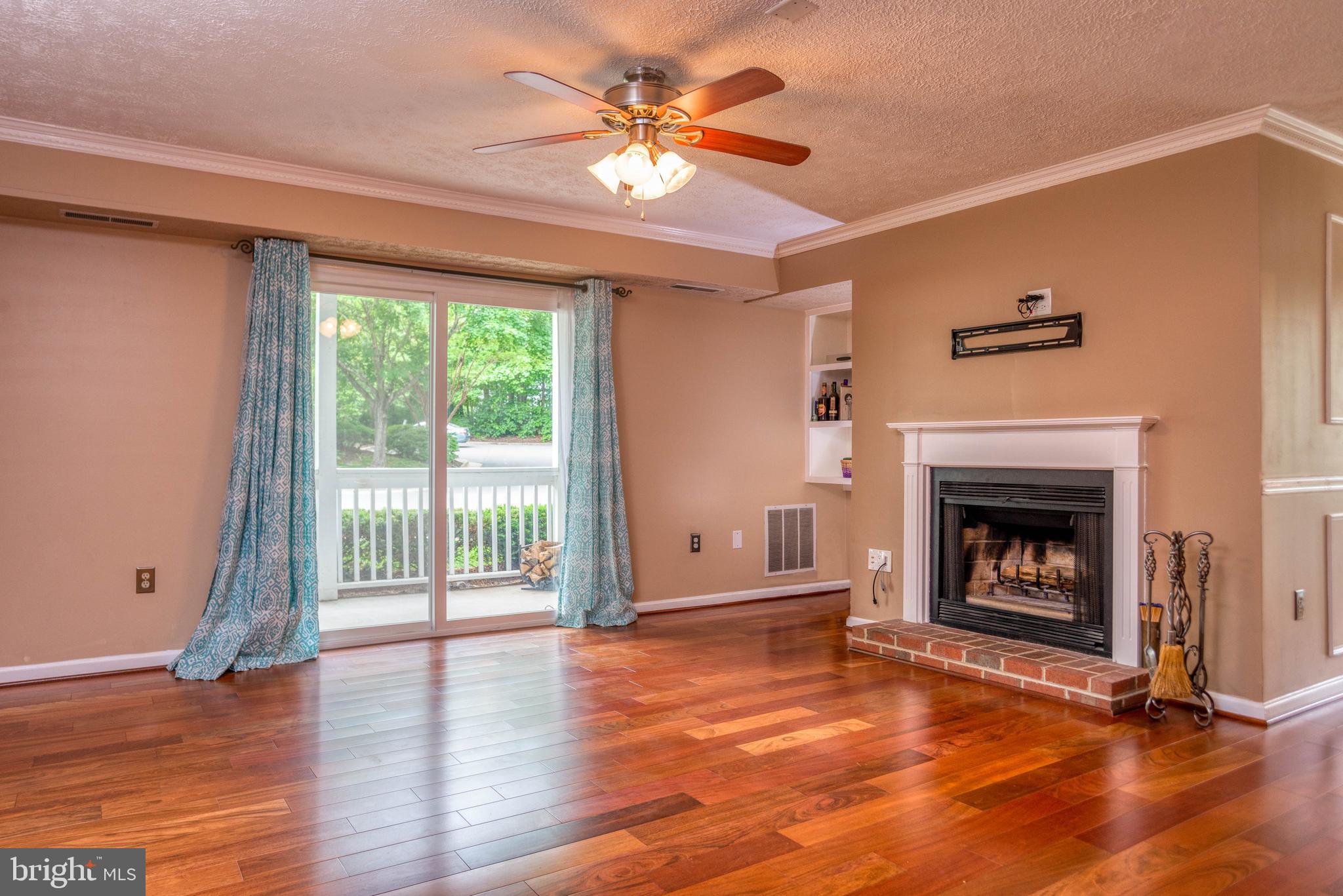 THE VININGS - Residential