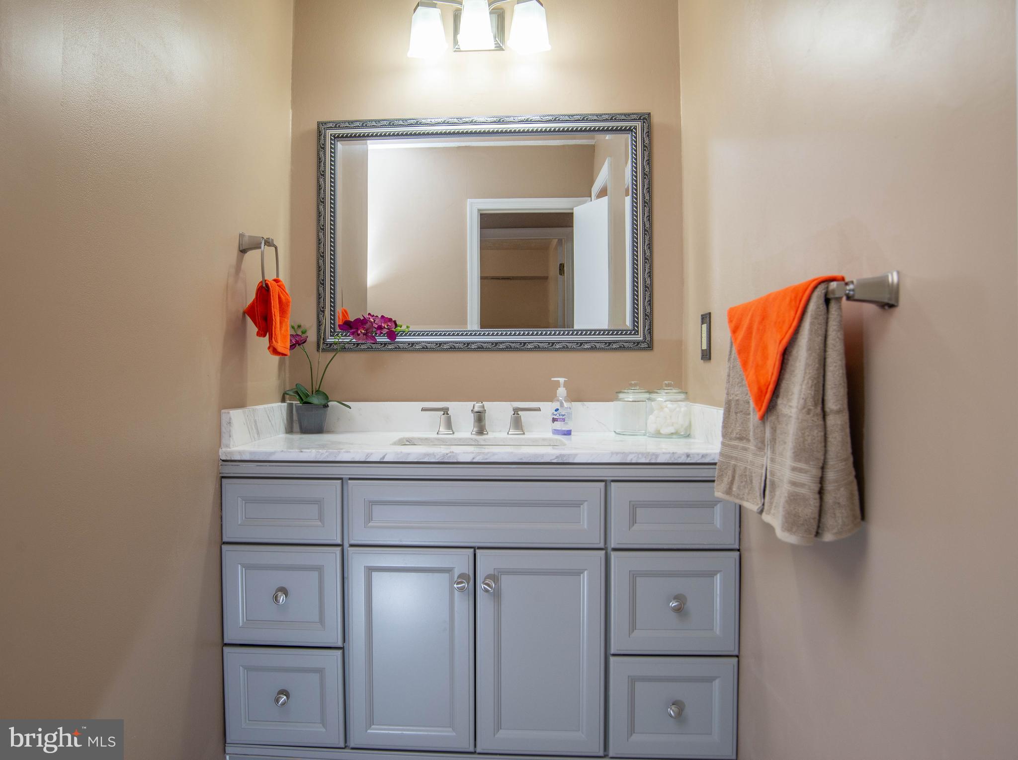 THE VININGS - Residential