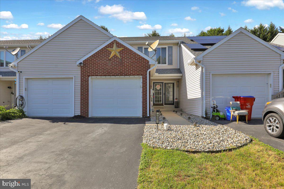 707 HAWK RIDGE DRIVE