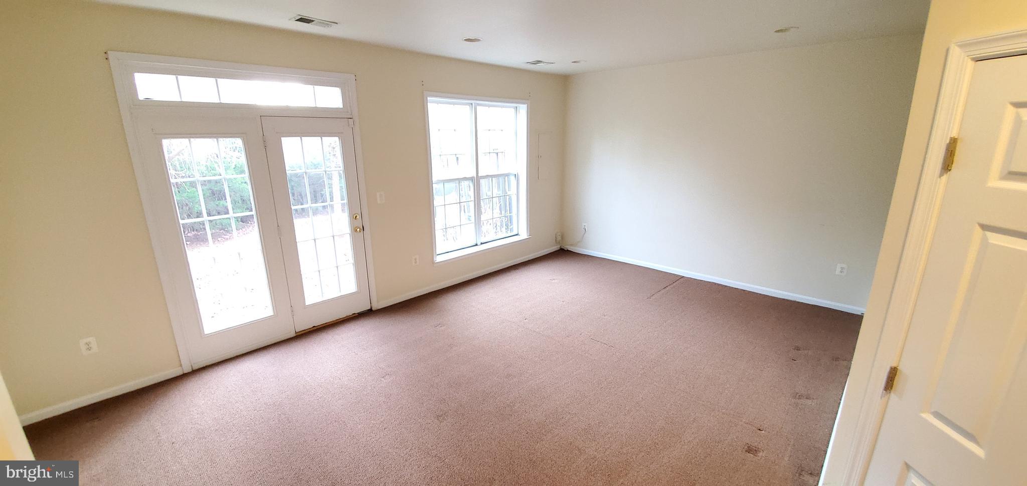 5685 FAIRCLOTH COURT