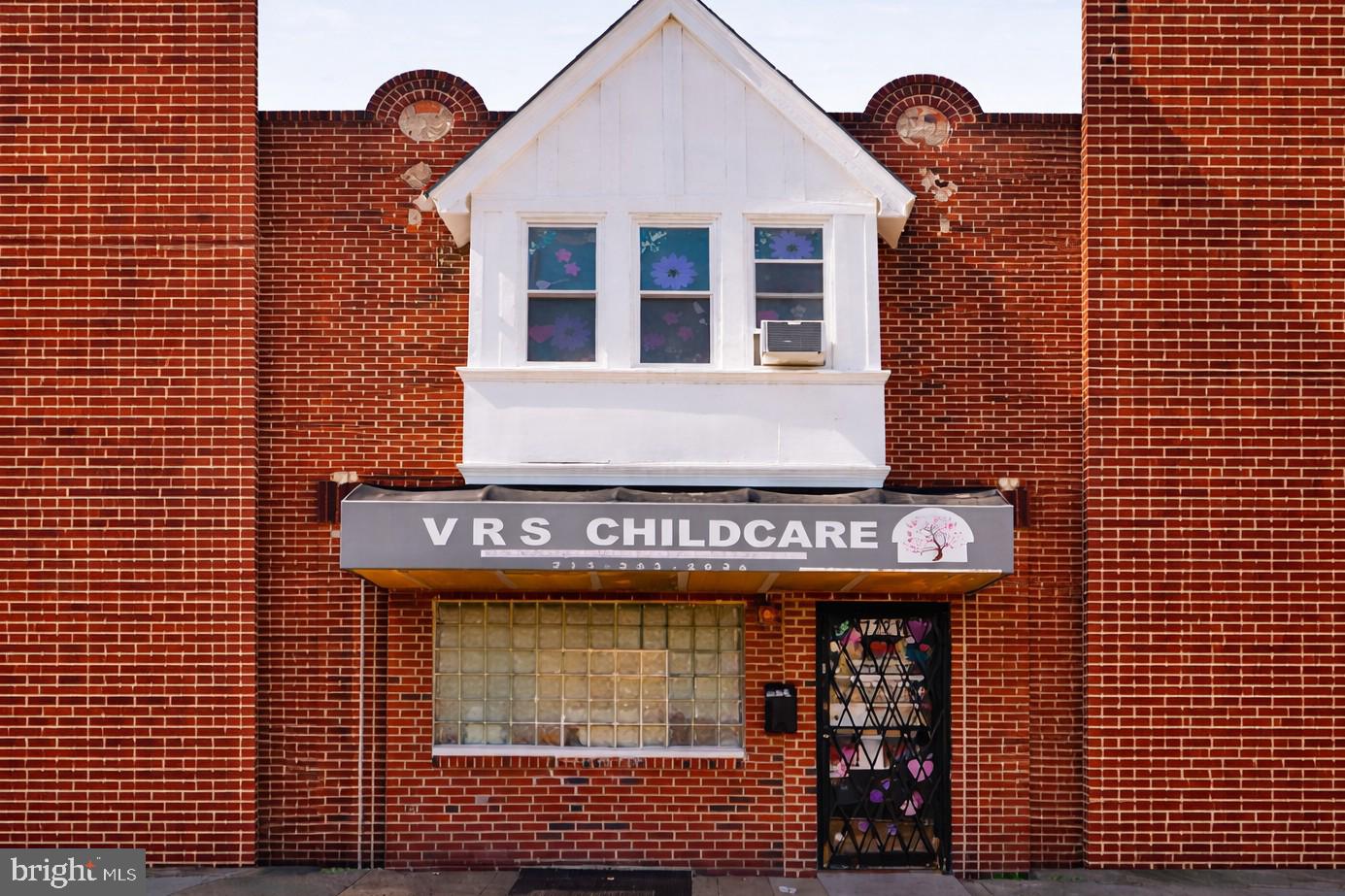 PHILADELPHIA (SOUTHWEST) - Commercial Sale