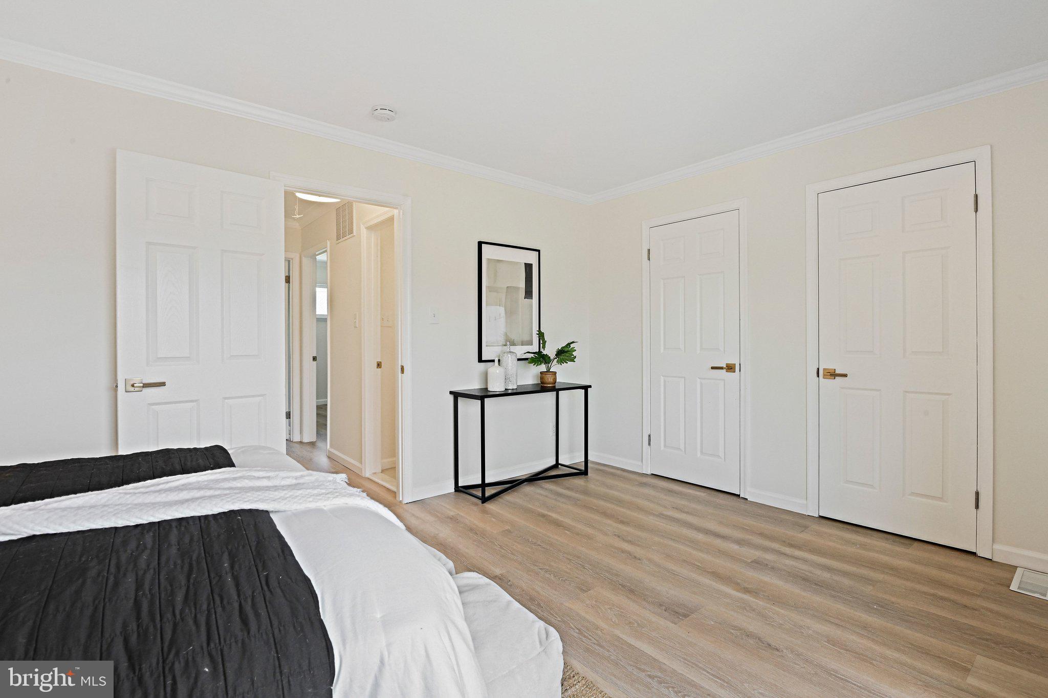 THE WESTERLIES - Residential