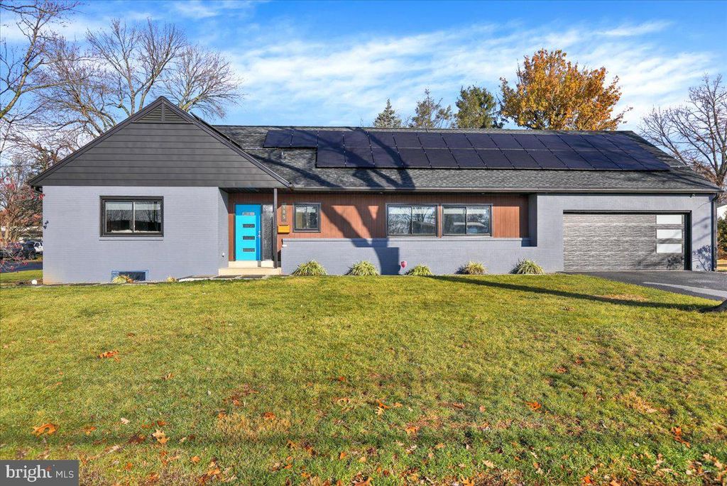 Photo of 185 Stanley Avenue, LANDISVILLE, PA 17538 (MLS # PALA2061118)