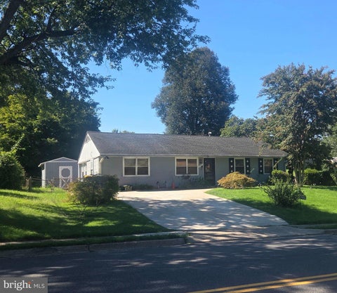 Photo of 7705 Kalorama Road, ANNANDALE, VA 22003 (MLS # VAFX2339962)