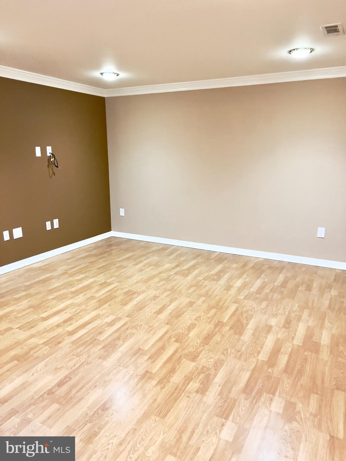 COUNTRYSIDE - Residential Lease