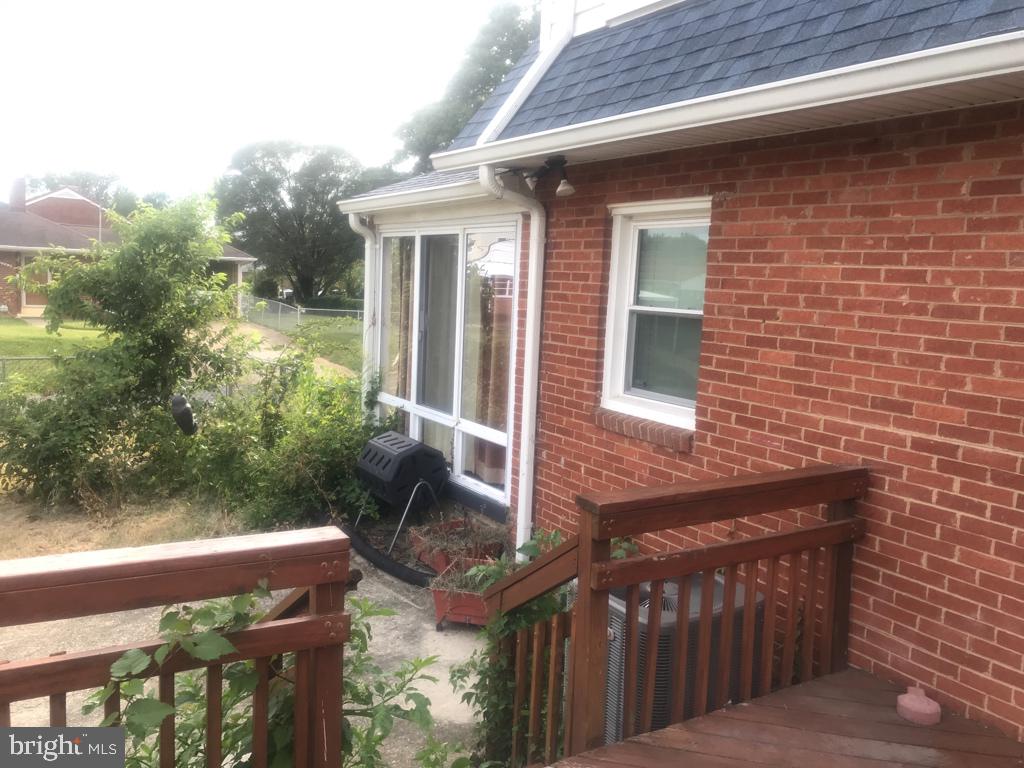 HILLCREST HEIGHTS - Residential Lease