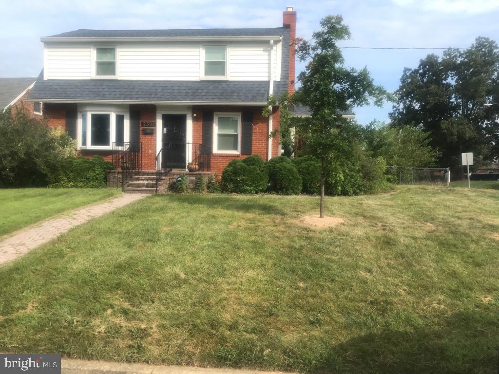 HILLCREST HEIGHTS - Residential Lease