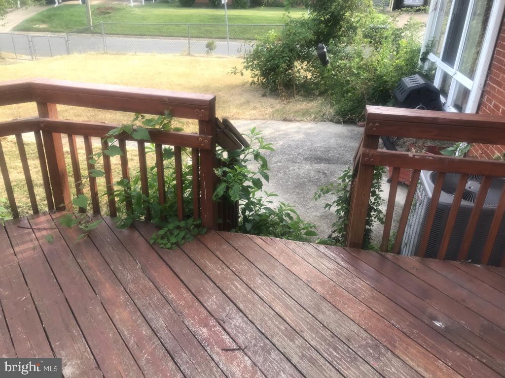 HILLCREST HEIGHTS - Residential Lease