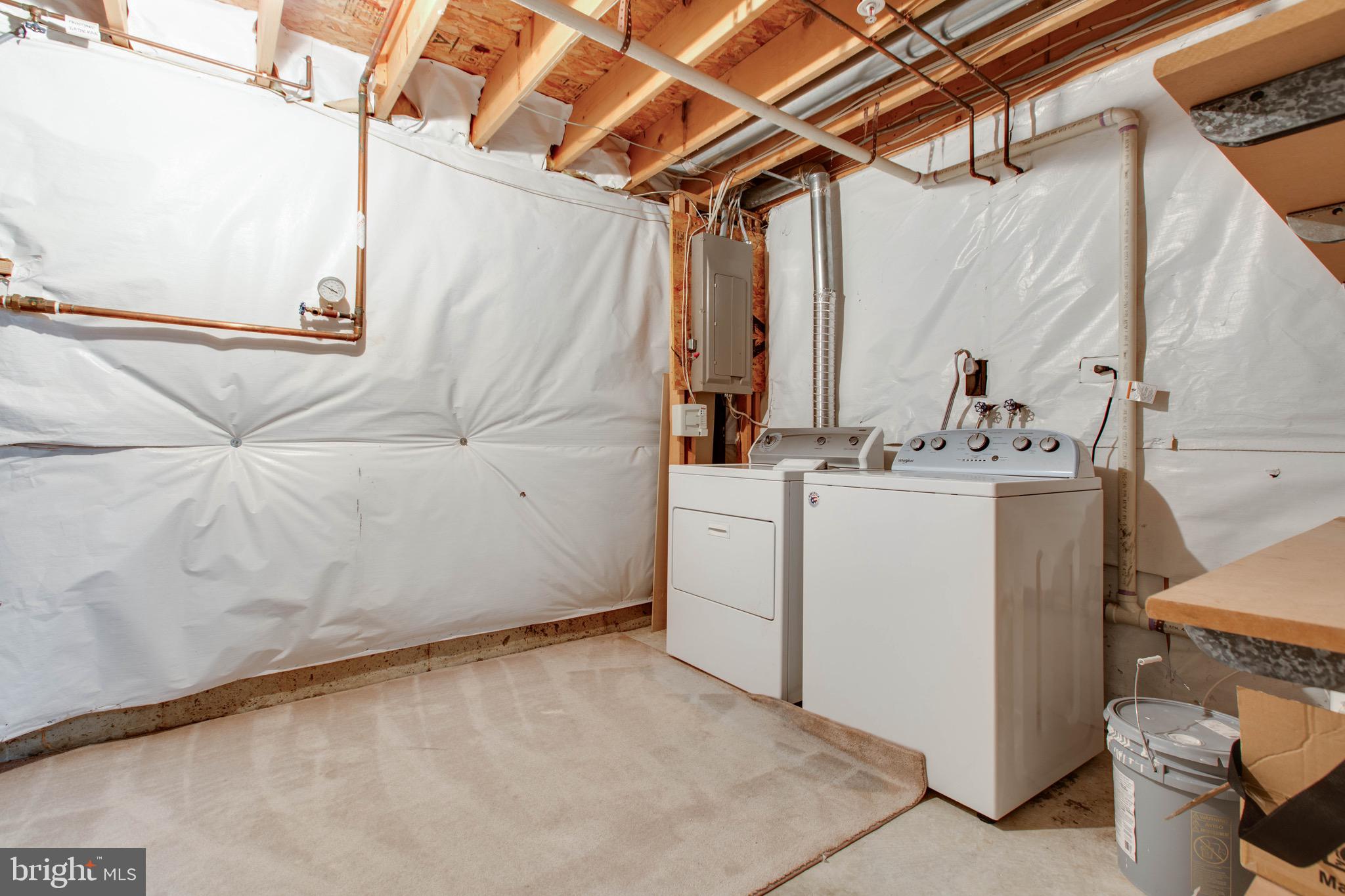 BRIGHTFIELD - Residential Lease