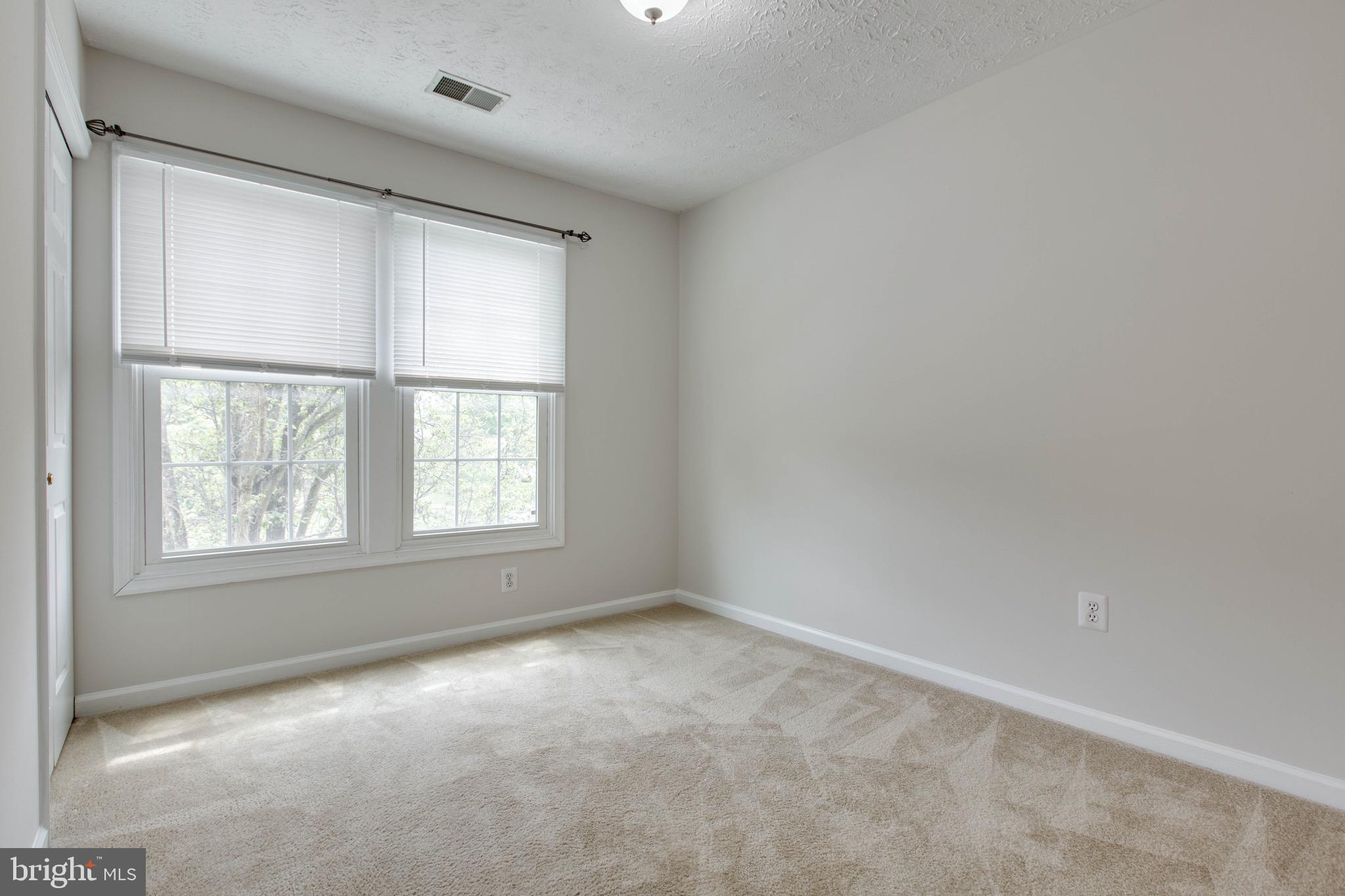 BRIGHTFIELD - Residential Lease