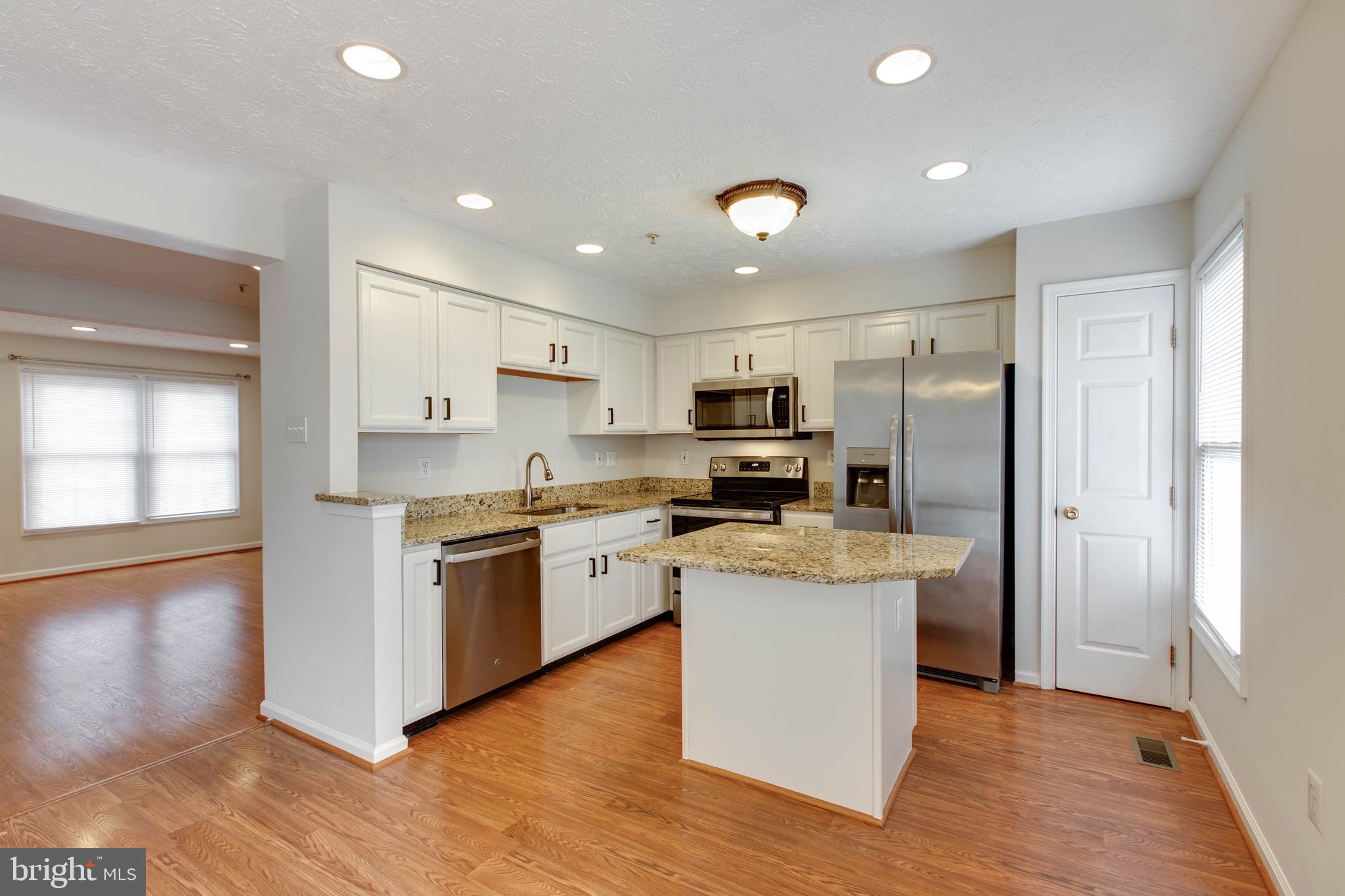 BRIGHTFIELD - Residential Lease