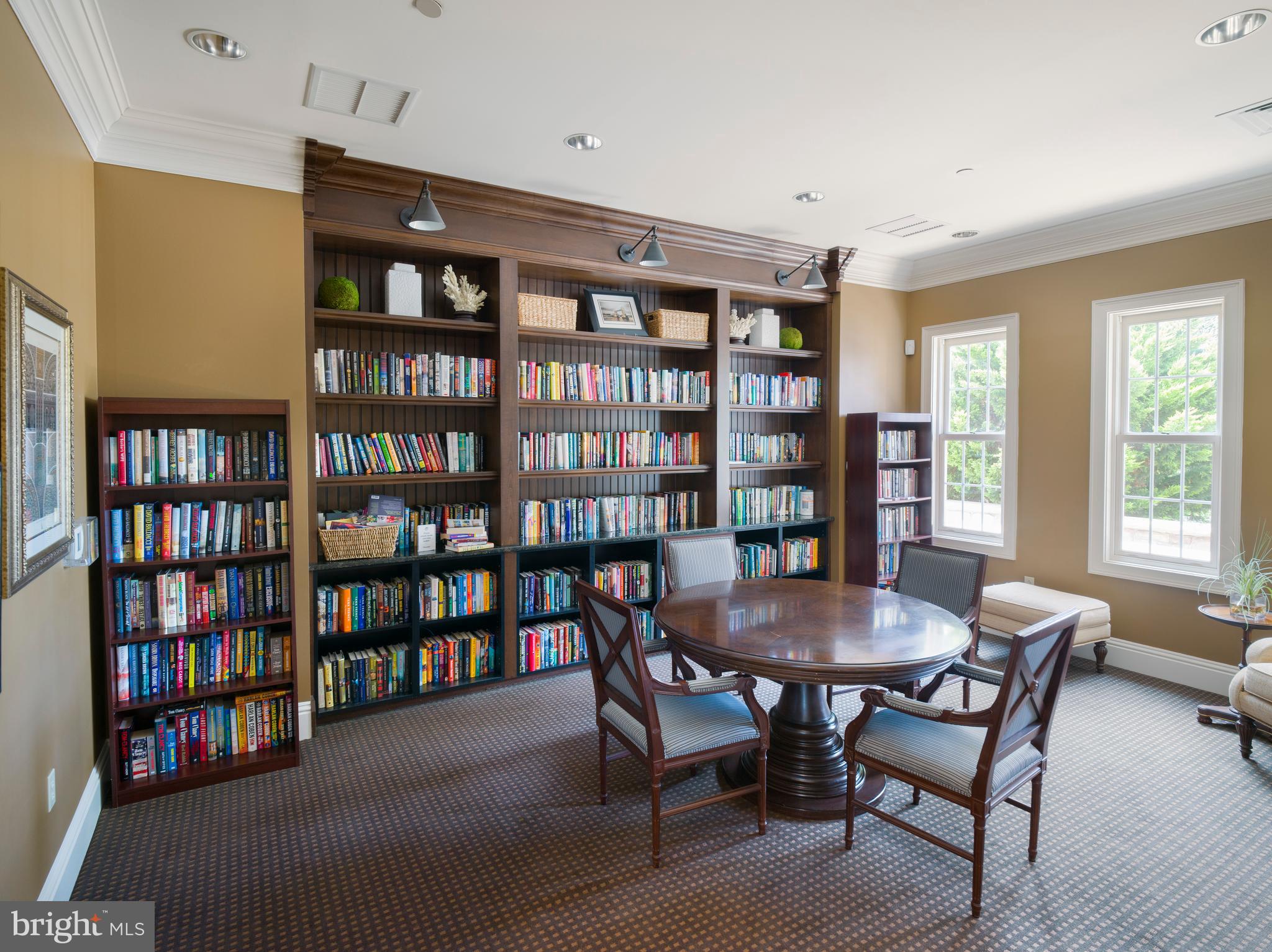 MONTGOMERY WALK - Residential