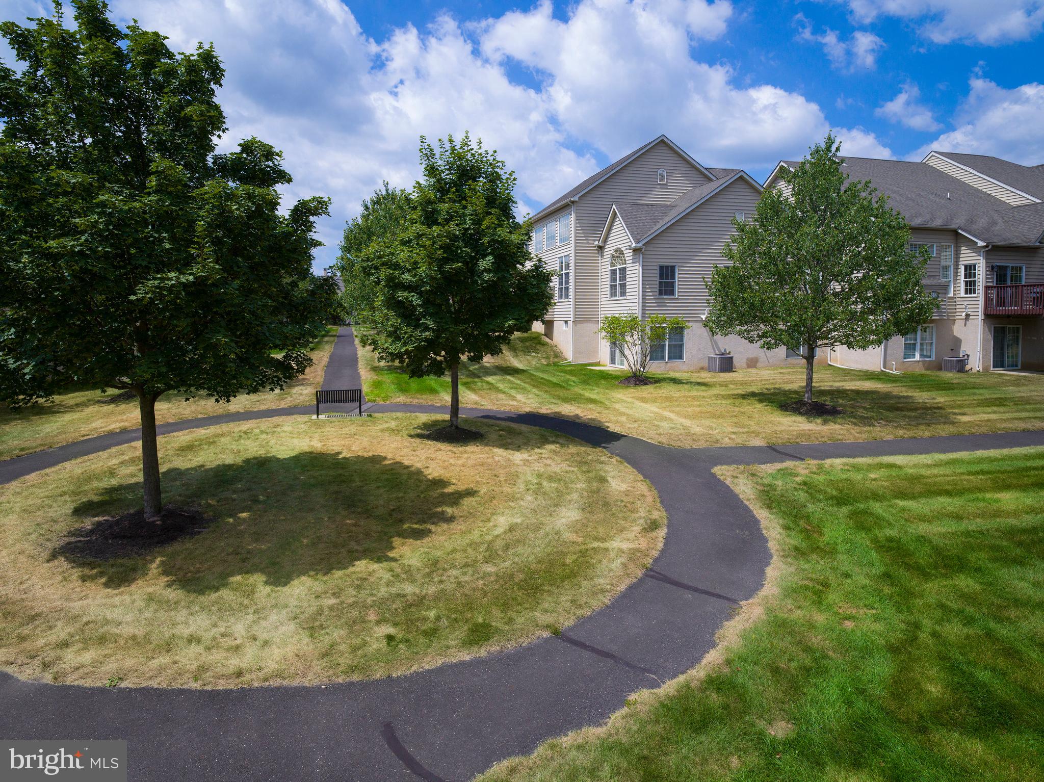 MONTGOMERY WALK - Residential